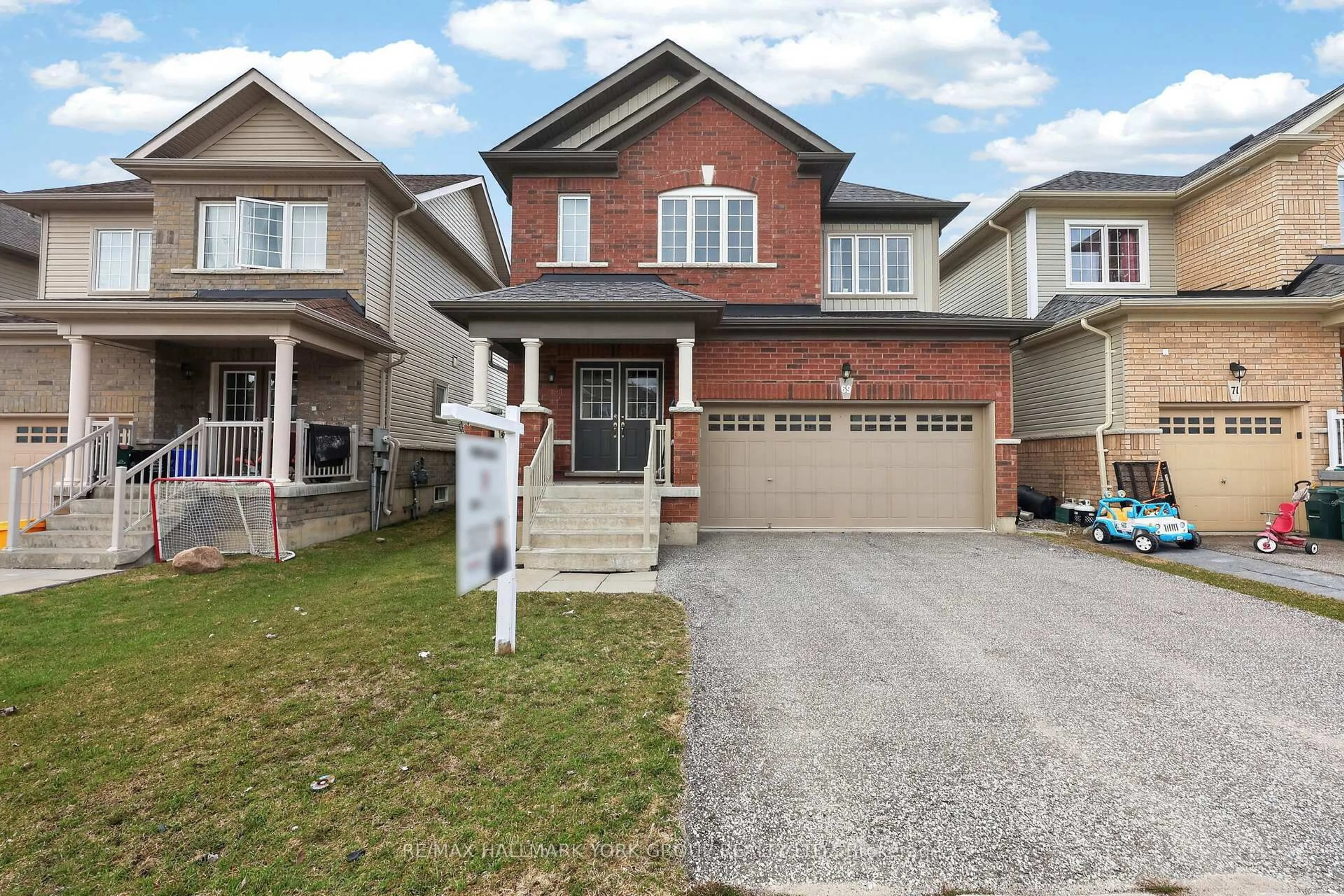 Home with brick exterior material, street for 69 DIANA Dr, Orillia Ontario L3V 0E2