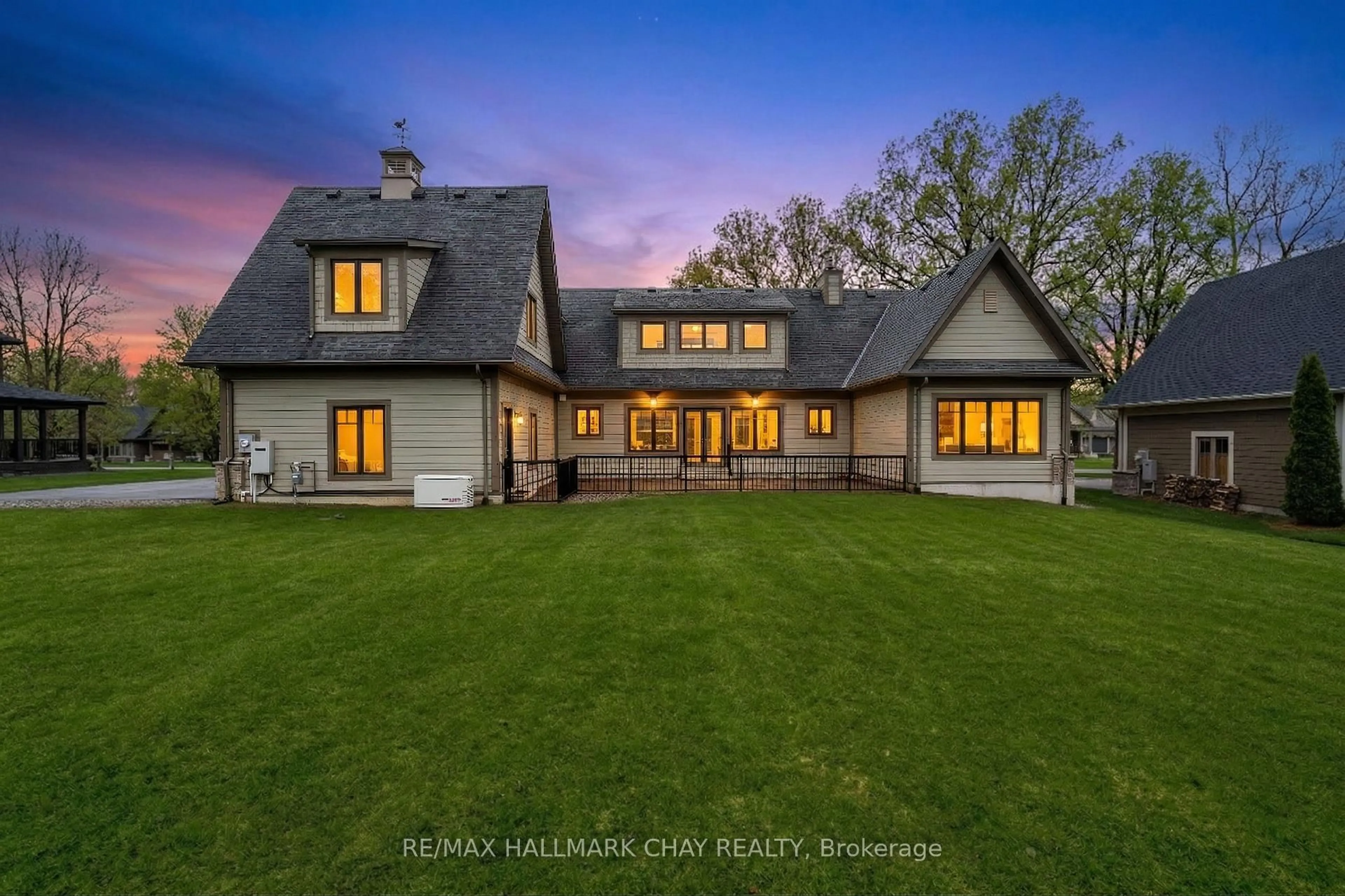 Unknown for 14 Georgian Grande Dr, Oro-Medonte Ontario L0K 1E0