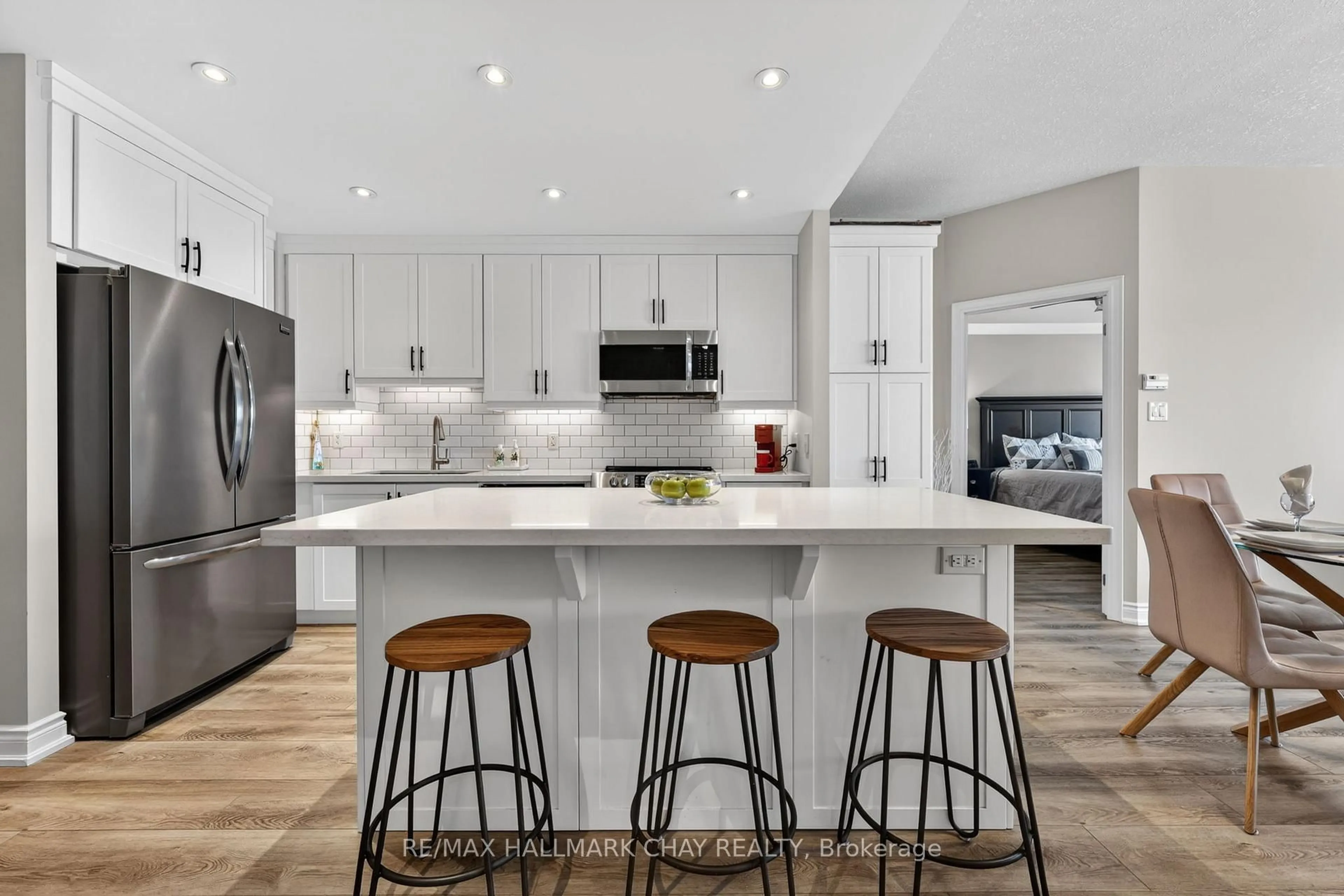 Contemporary kitchen, ceramic/tile floor for 37 Ellen St #805, Barrie Ontario L4N 6G2