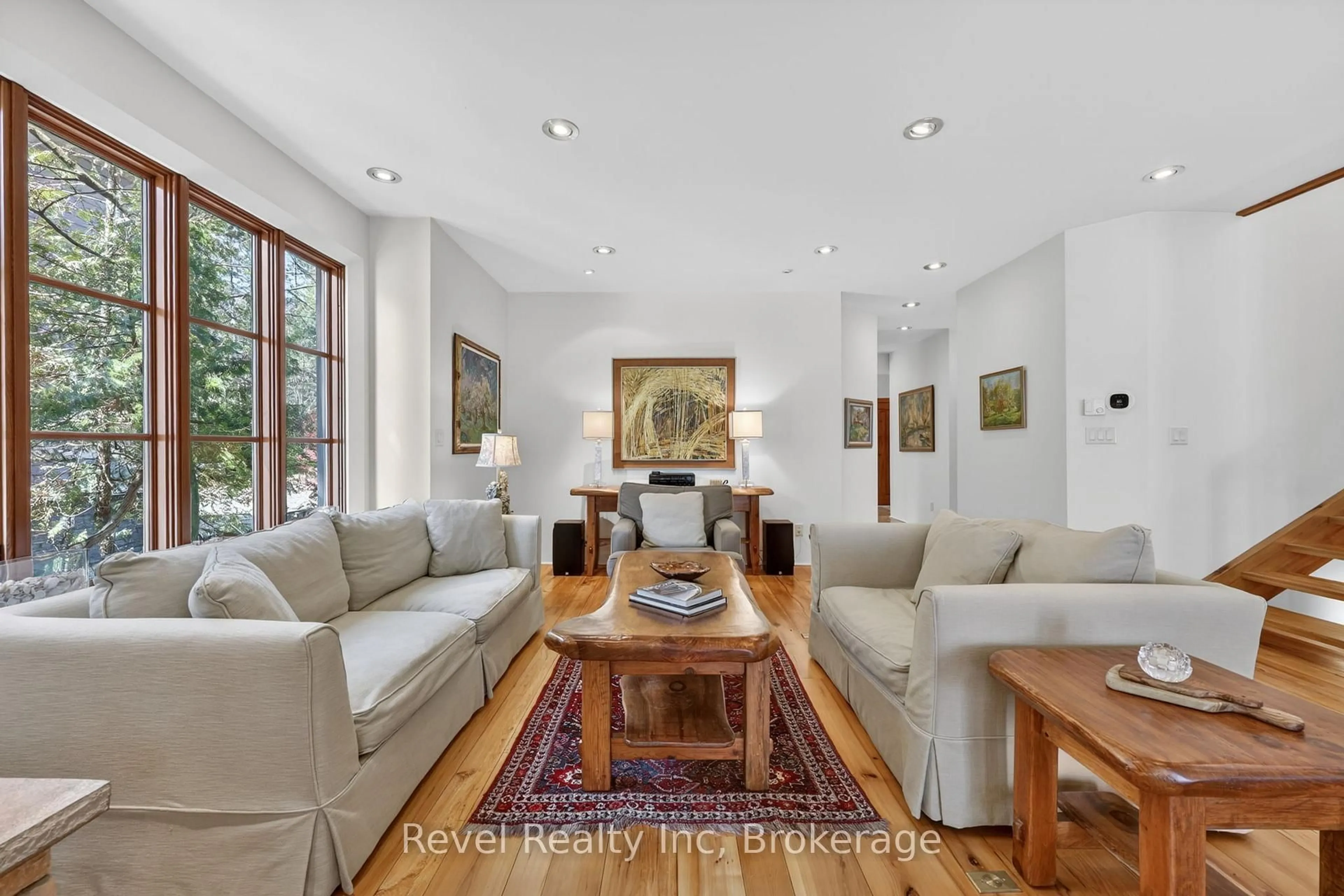 Living room with furniture, unknown for 12 Walker Rd, Tiny Ontario L0L 2J0