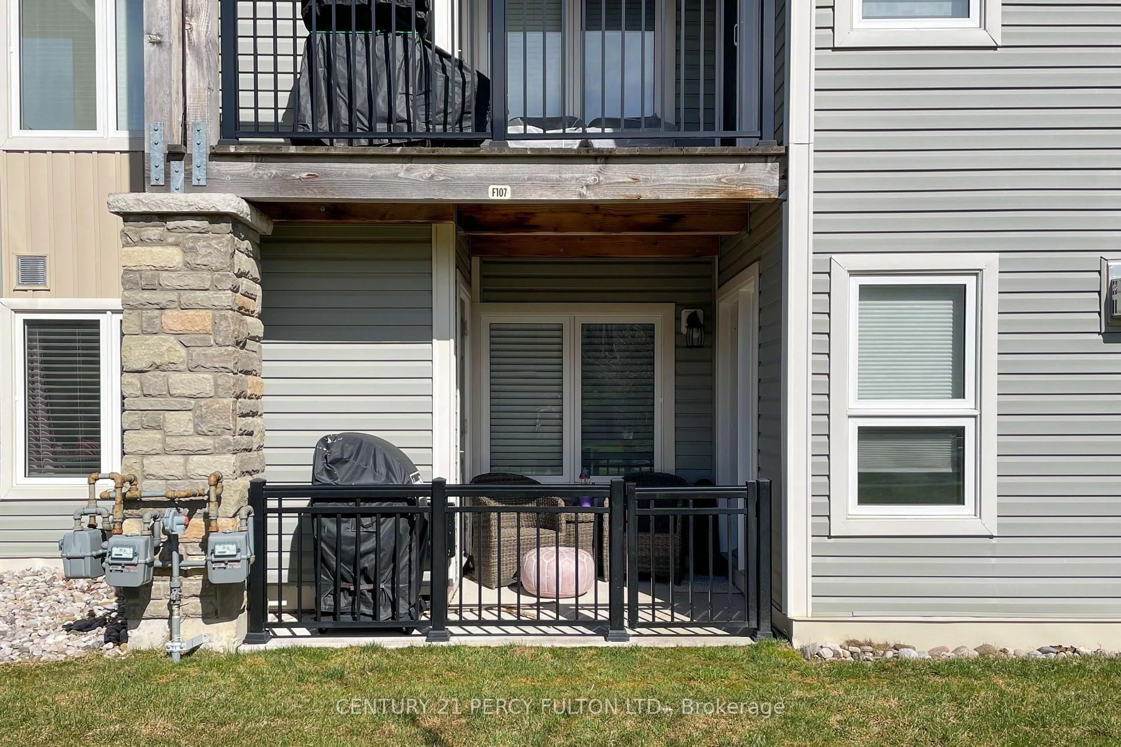Patio, unknown for 2 Cove Crt #107, Collingwood Ontario L9Y 0Y6