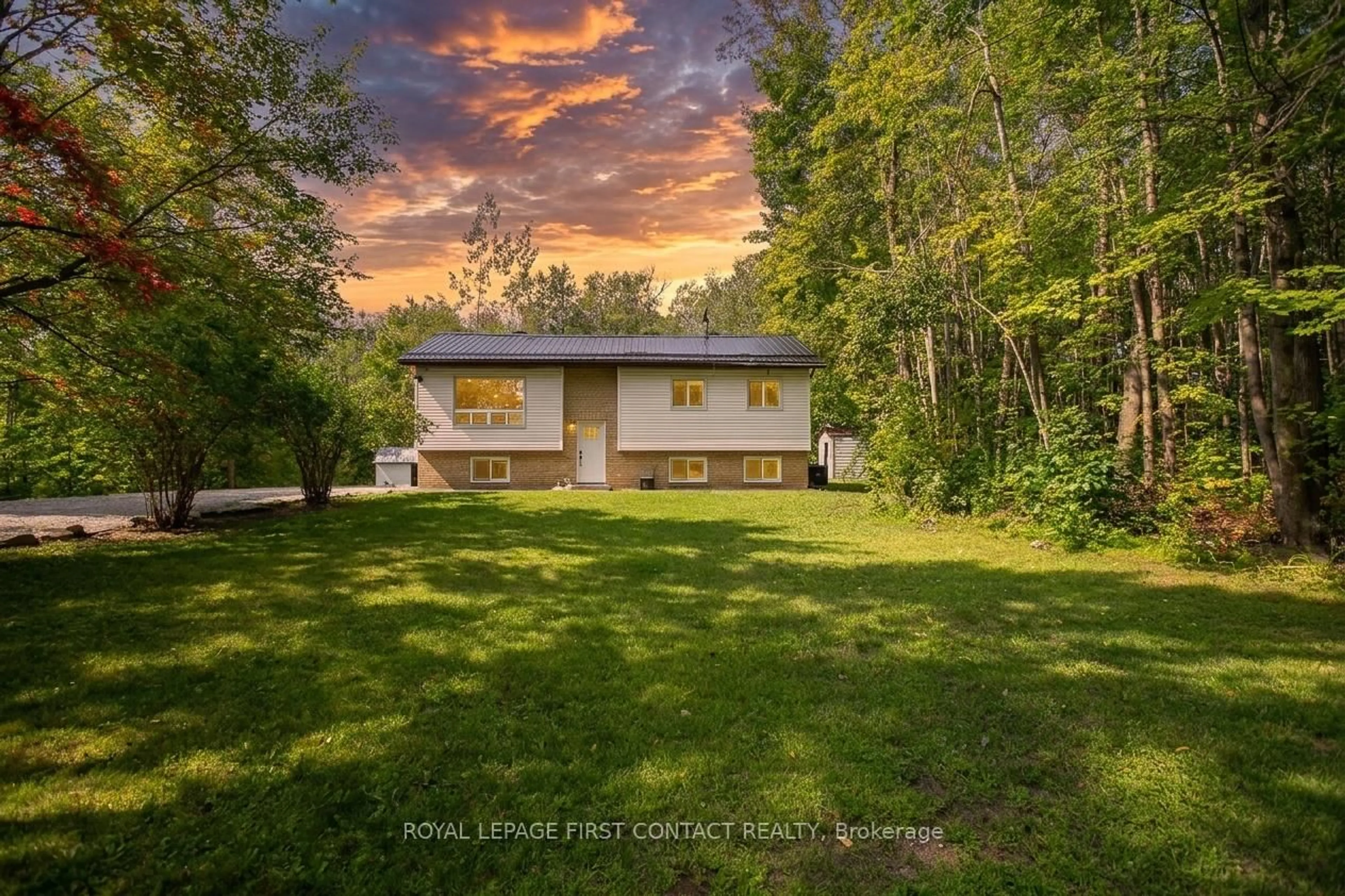 A pic from outside/outdoor area/front of a property/back of a property/a pic from drone, water/lake/river/ocean view for 5532 Old Udney Sdrd, Ramara Ontario L3V 0P6
