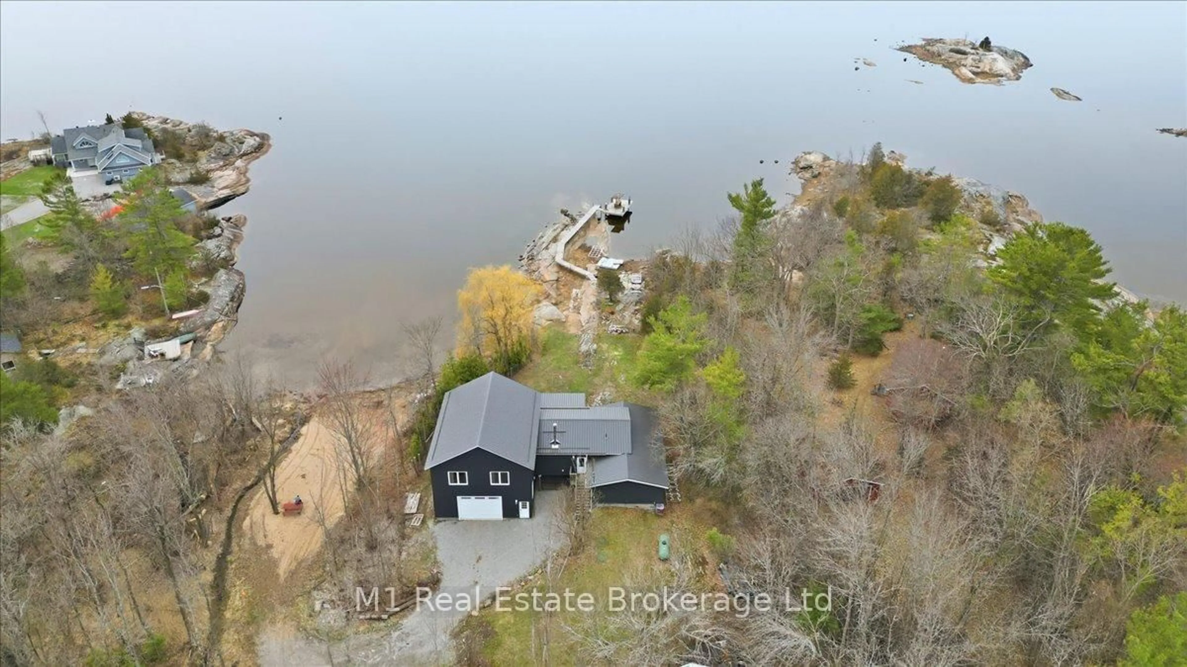 A pic from outside/outdoor area/front of a property/back of a property/a pic from drone, water/lake/river/ocean view for 70 Forest Harbour Pkwy, Tay Ontario L0K 2C0