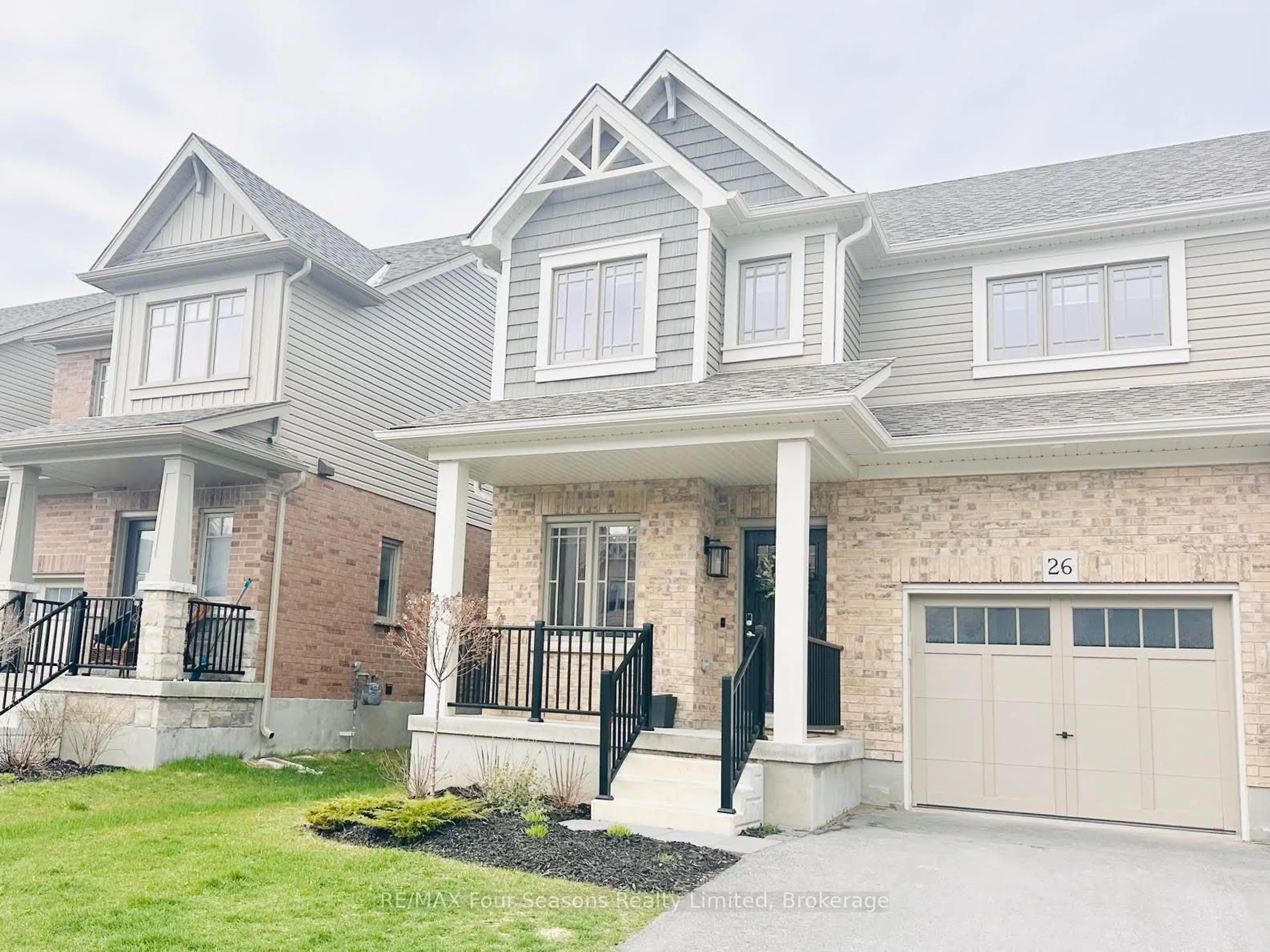 Home with brick exterior material, street for 26 Shipley Ave, Collingwood Ontario L9Y 5M7