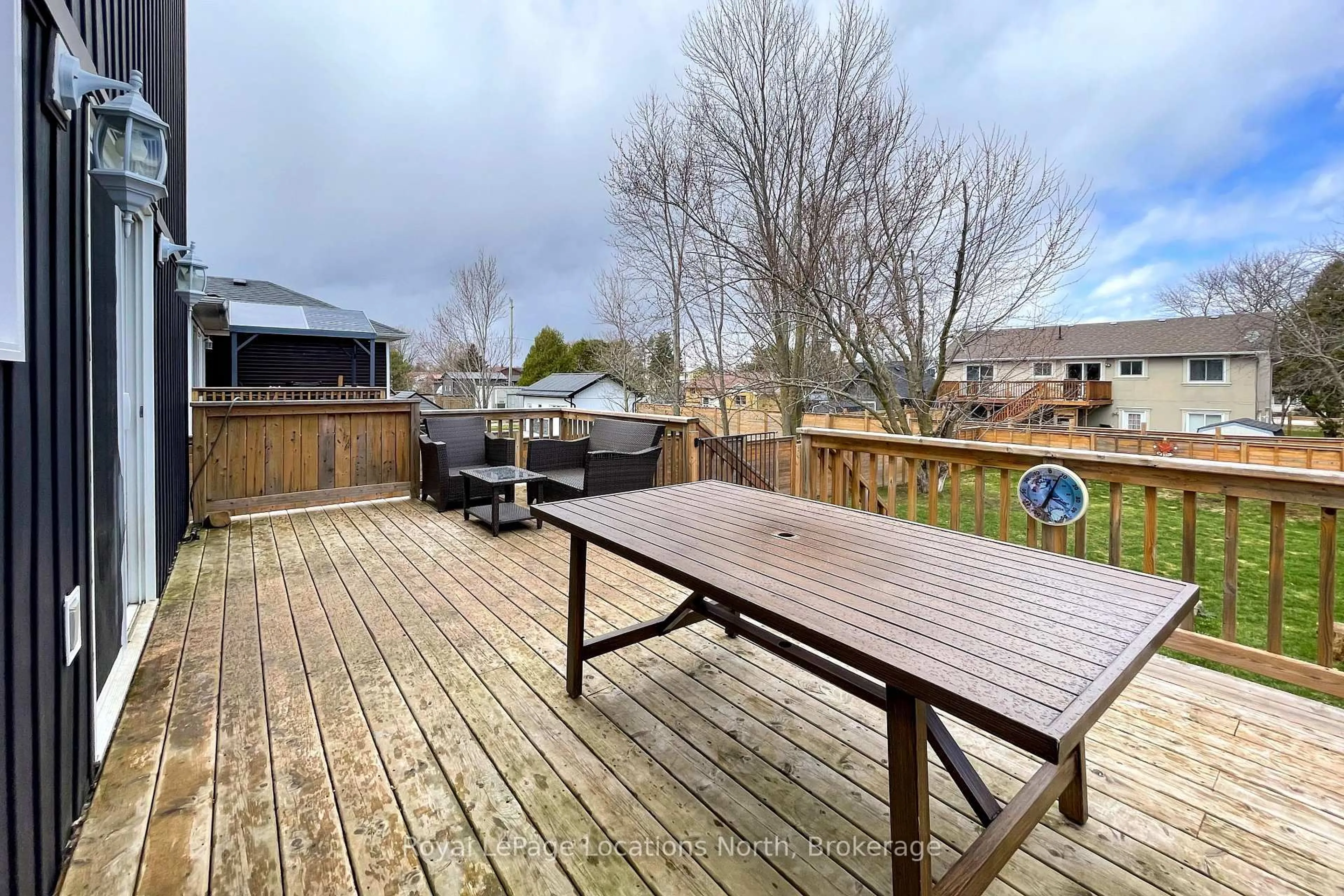 Patio, unknown for 225 Quebec St, Clearview Ontario L0M 1S0