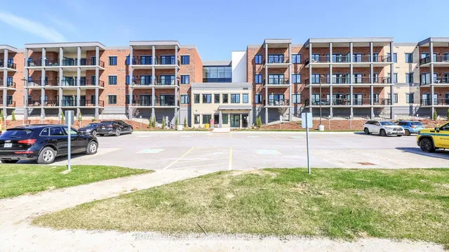 121 Mary St #210, Clearview 5