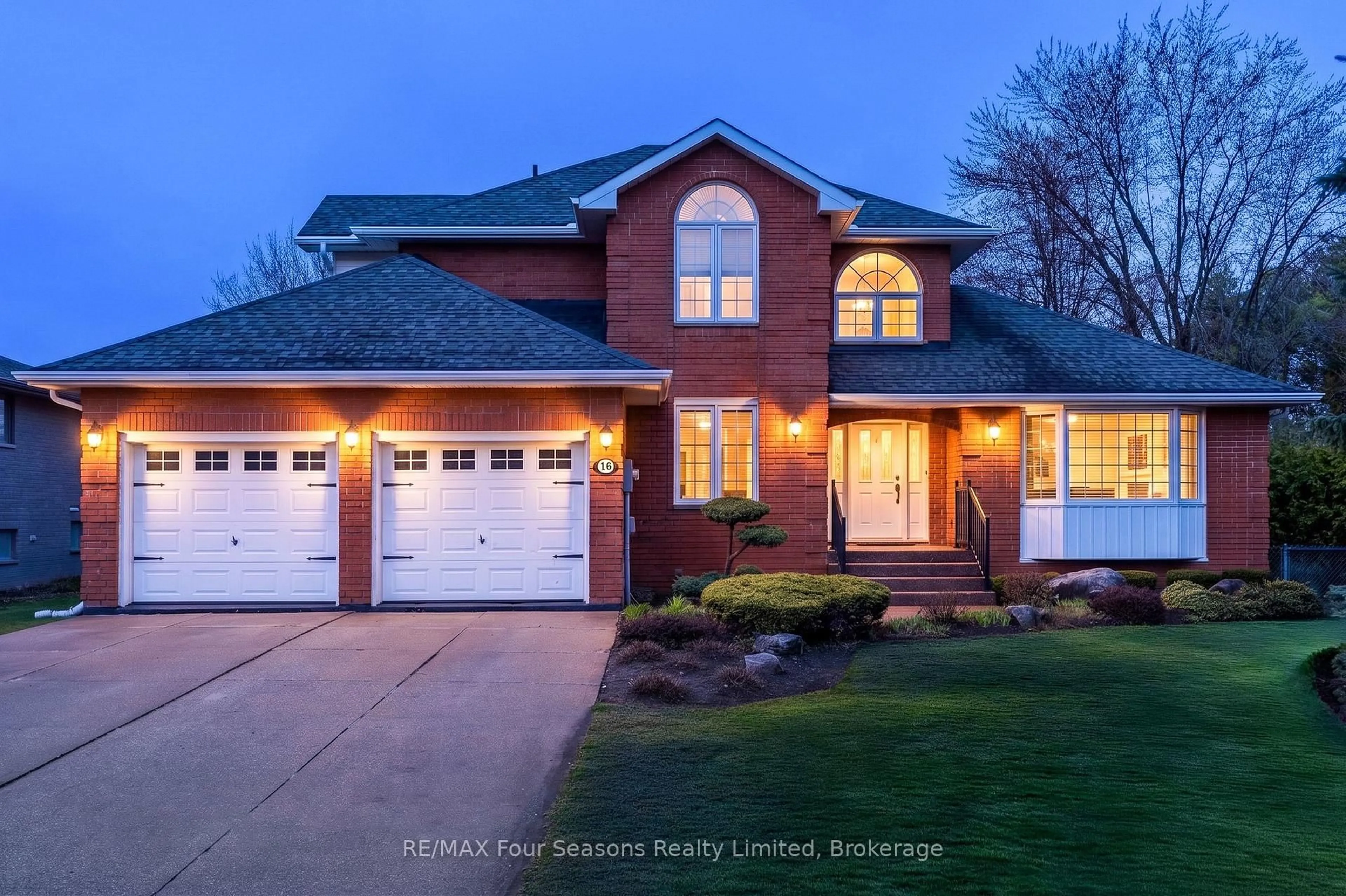 Home with brick exterior material, street for 16 Carmichael Cres, Collingwood Ontario L9Y 4R6
