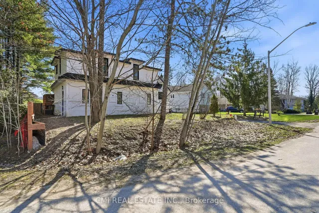 42 Fatima Crt, Wasaga Beach 2
