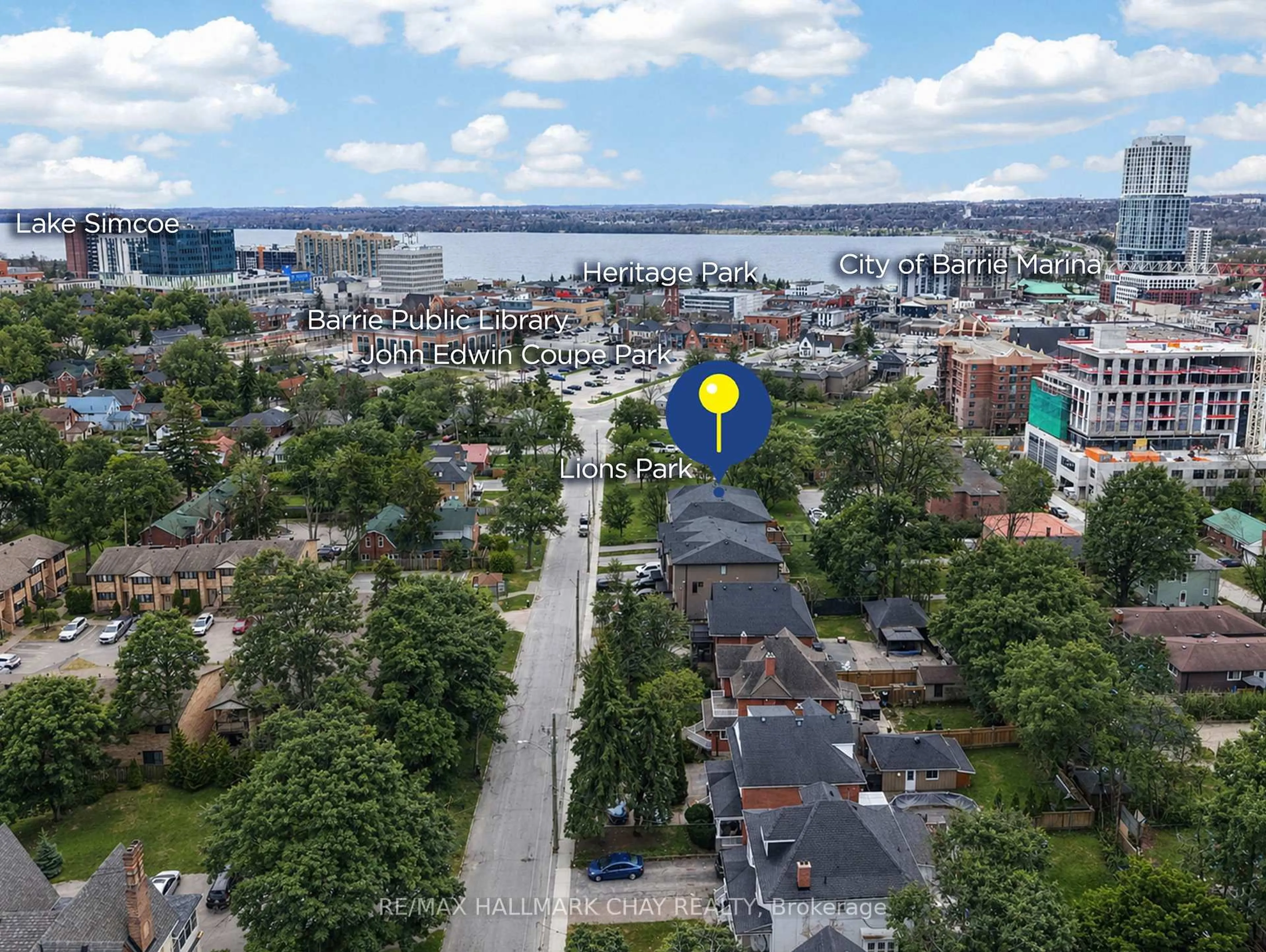 A pic from outside/outdoor area/front of a property/back of a property/a pic from drone, unknown for 84 Clapperton St, Barrie Ontario L4M 3G2