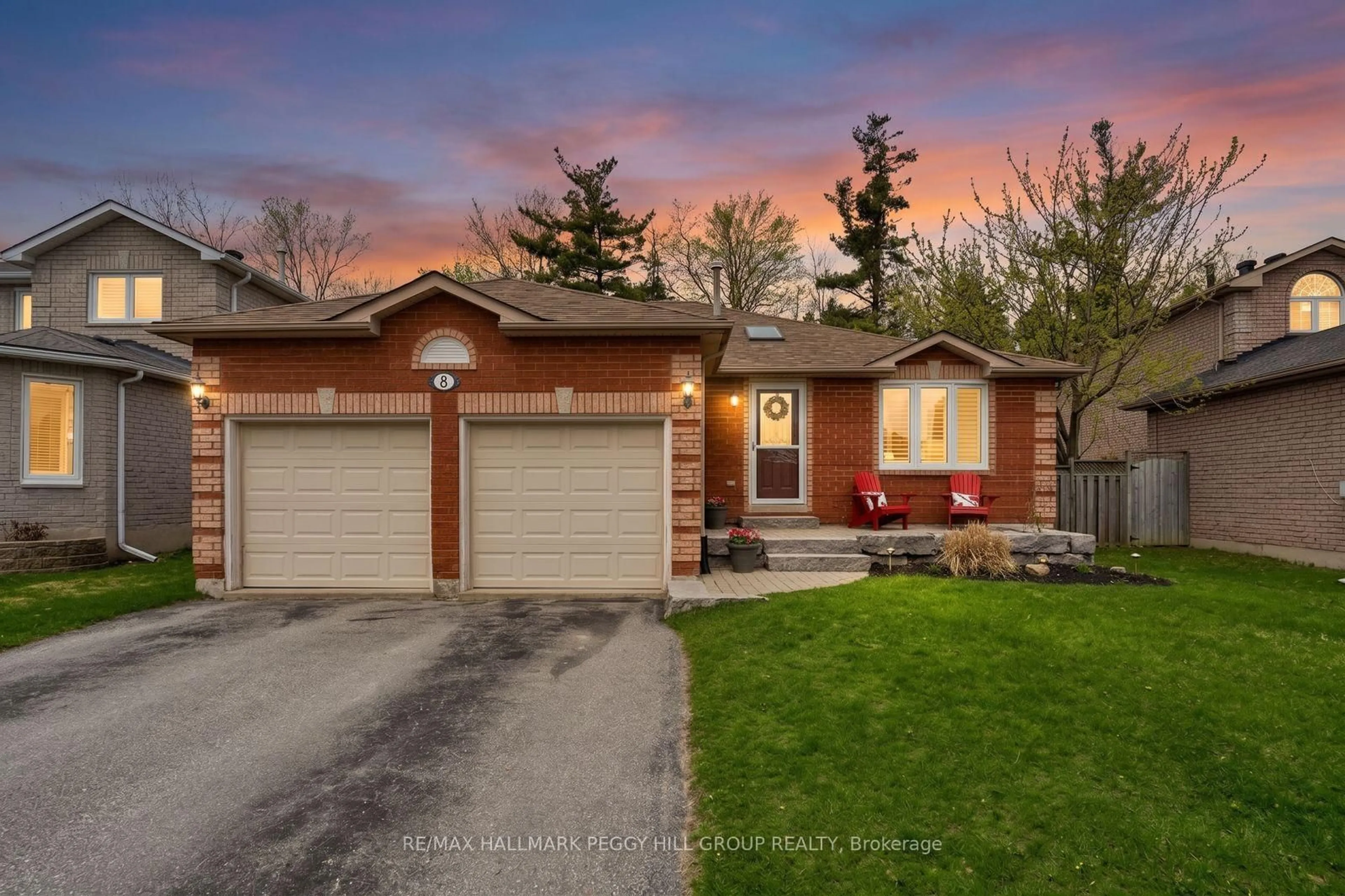 Home with brick exterior material, street for 8 Holly Meadow Rd, Barrie Ontario L4N 8S2