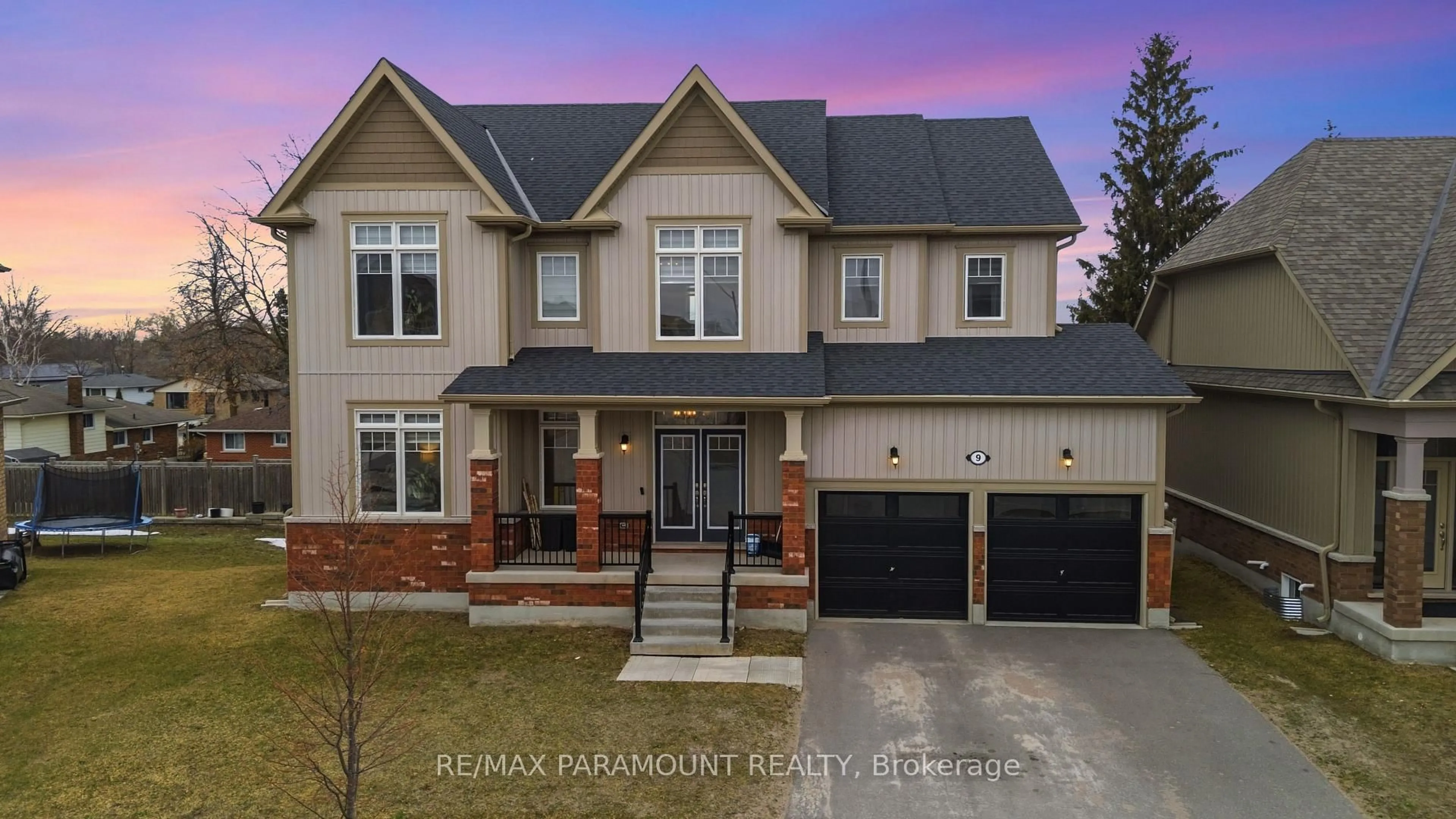 Home with brick exterior material, street for 9 Mclean Ave, Collingwood Ontario L9Y 3V2