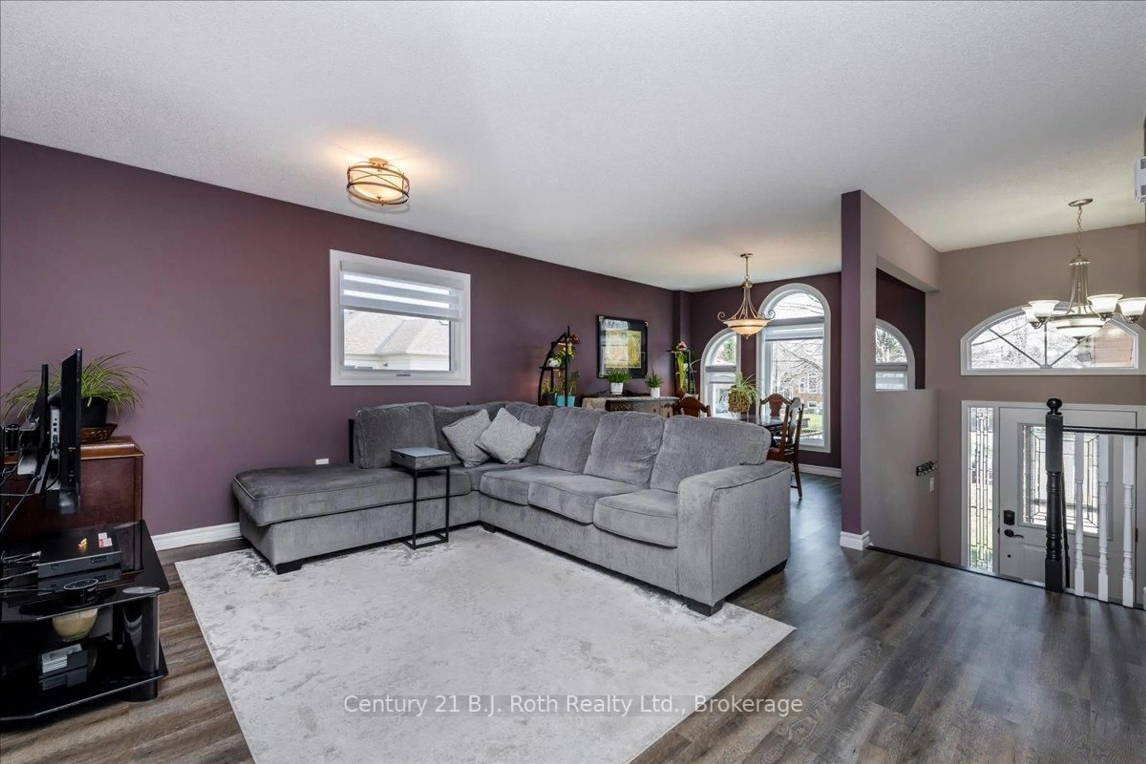 Living room with furniture, unknown for 116 Dyer Dr, Wasaga Beach Ontario L9Z 1E5