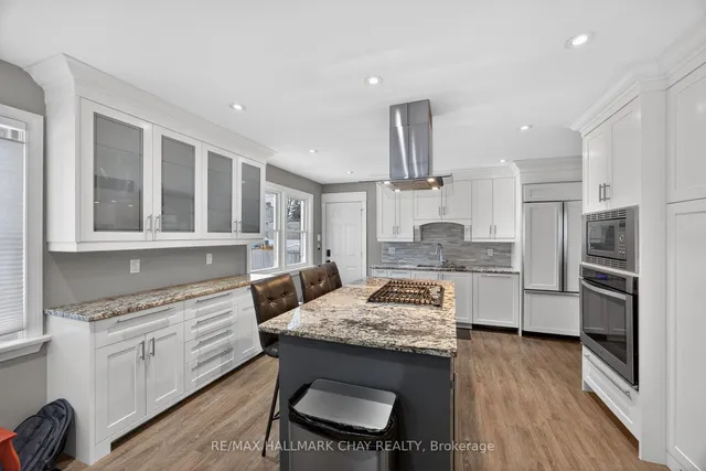 68 Drury Lane, Barrie 4