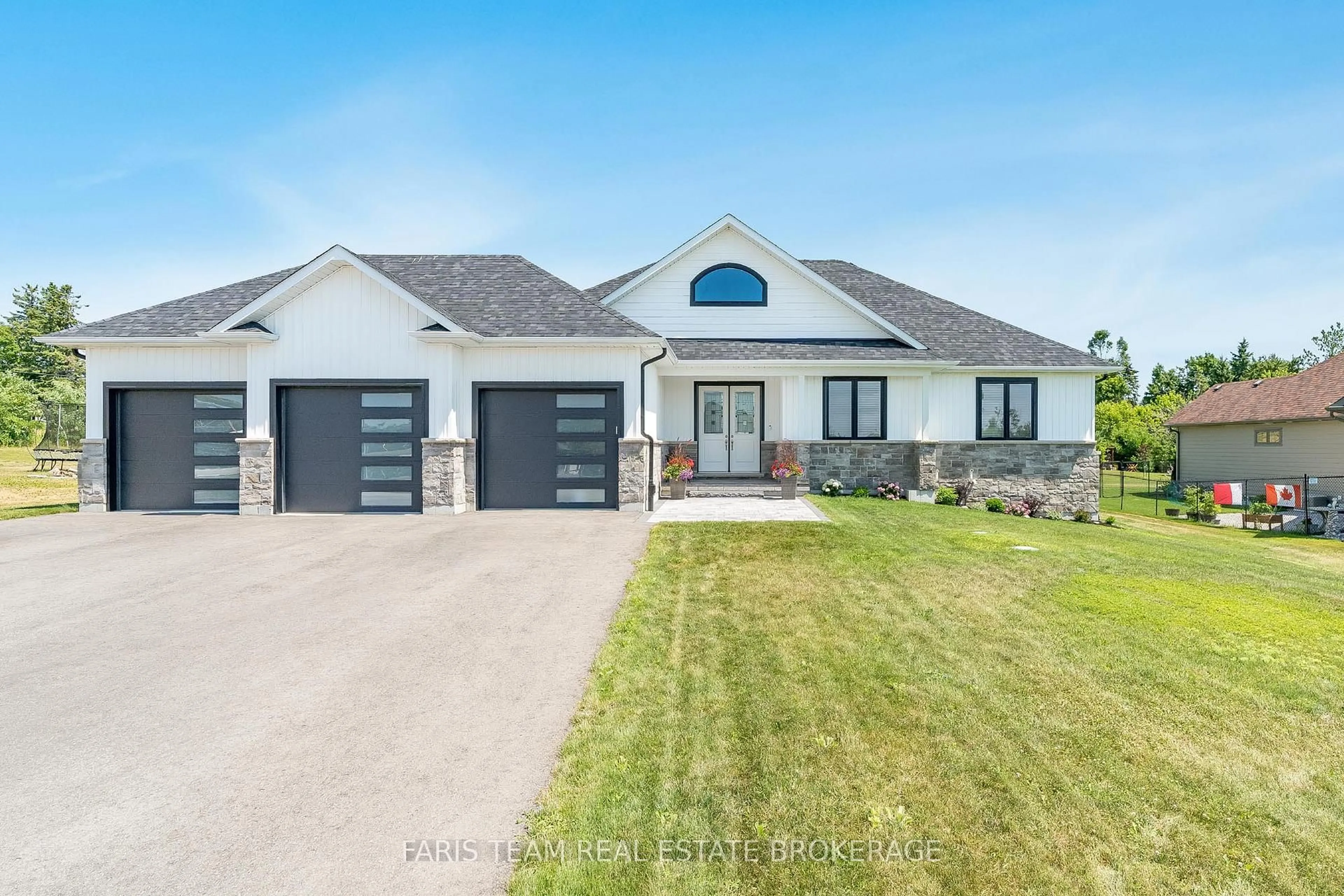 Unknown for 5 Breanna Blvd, Oro-Medonte Ontario L3V 6H2