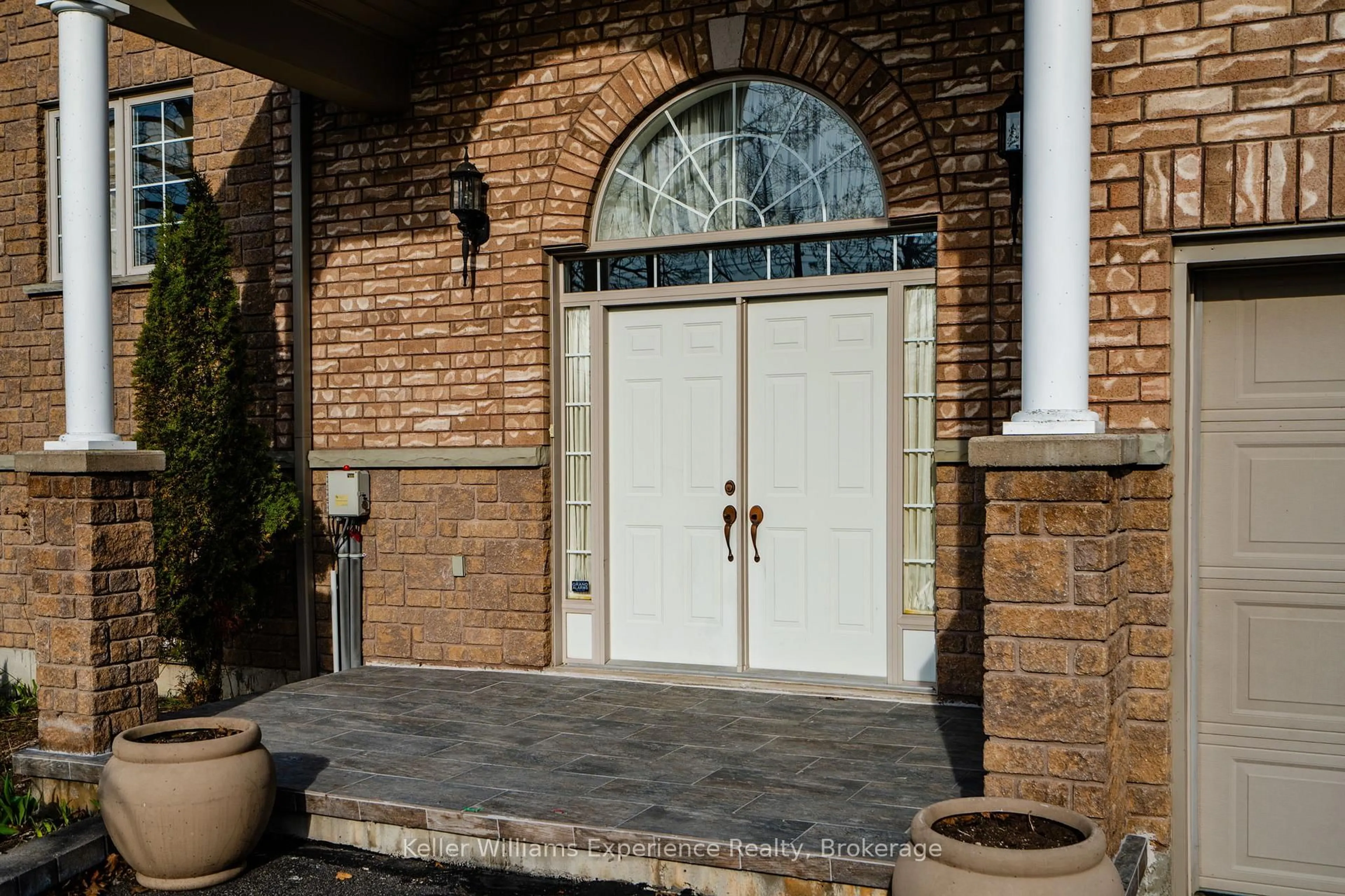 Unknown for 81 Silver Birch Cres, Tay Ontario L0K 1R0