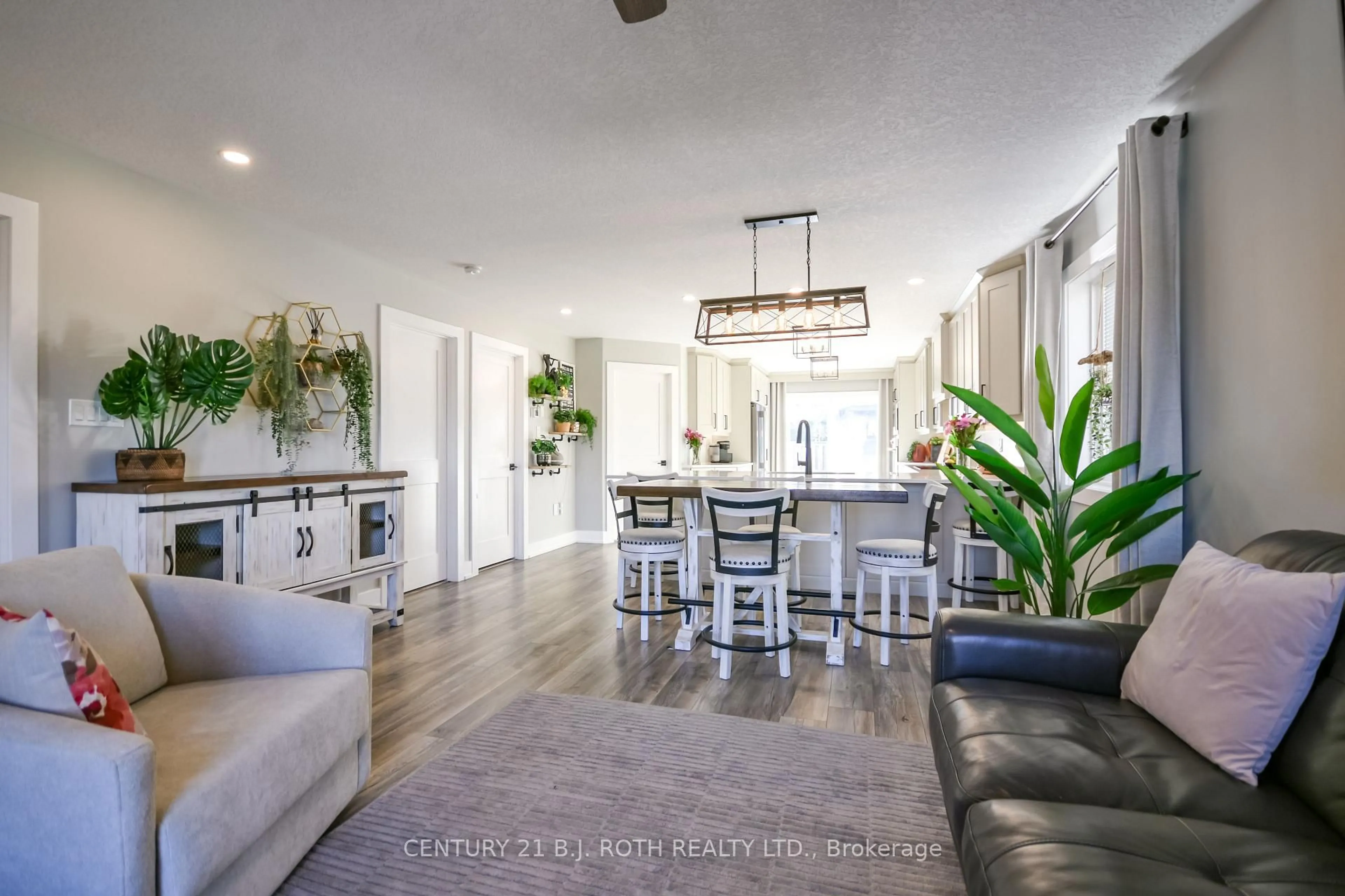 Open concept kitchen, unknown for 27 Claire Dr, Barrie Ontario L4N 5Y1