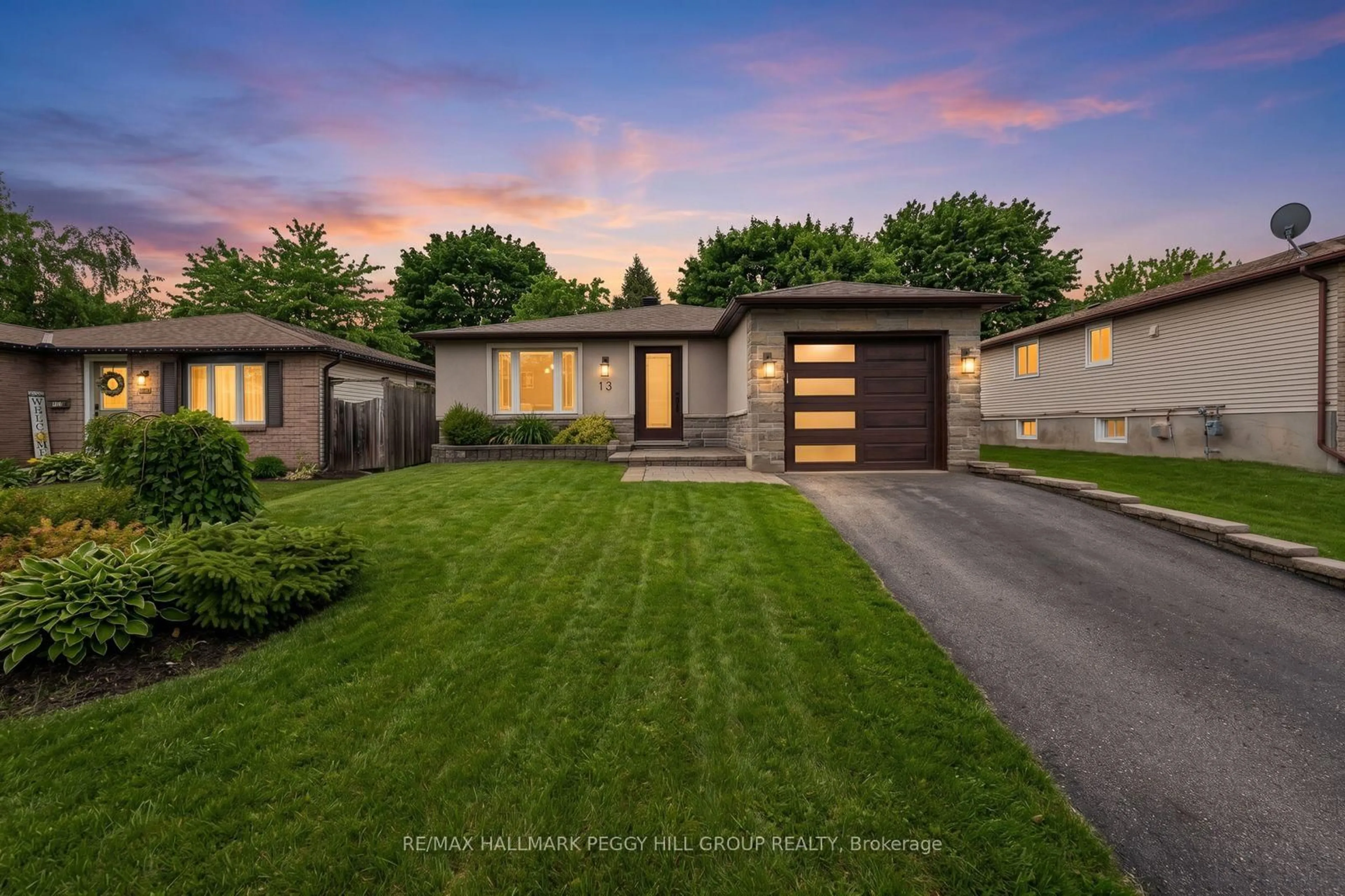 Home with brick exterior material, street for 13 Coles St, Barrie Ontario L4N 5W8