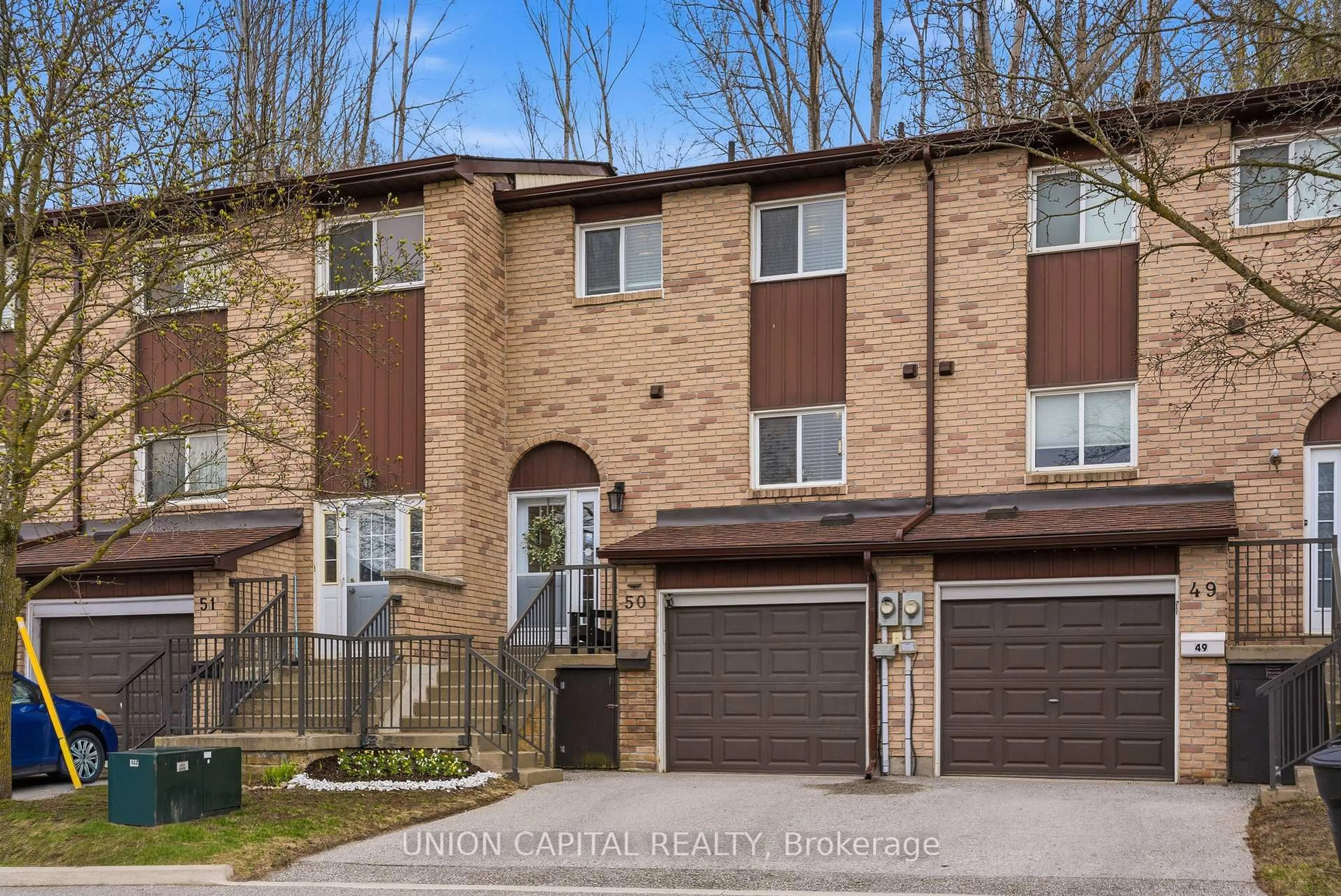 Home with brick exterior material, street for 72 Adelaide St #50, Barrie Ontario L4N 3T5