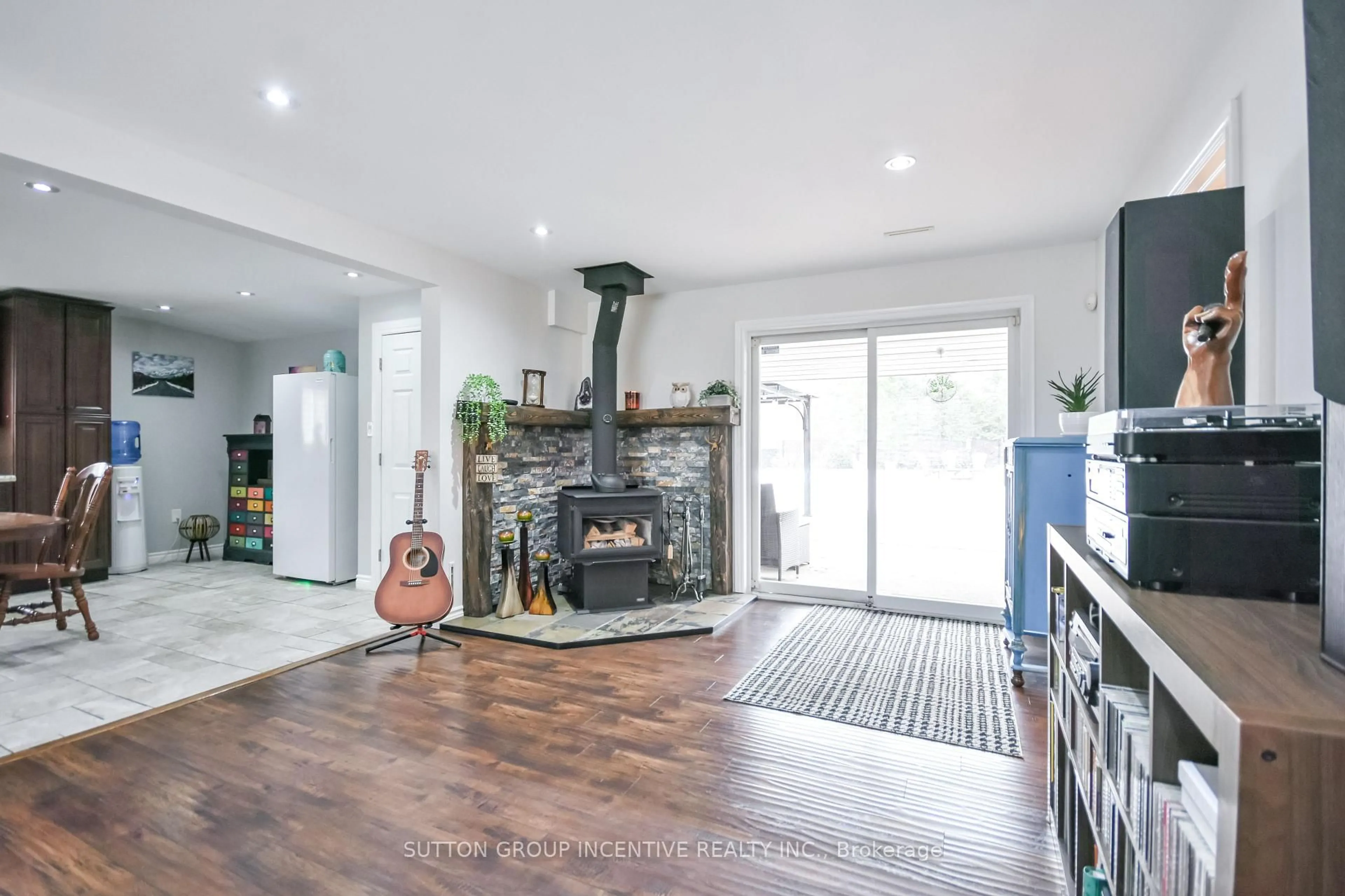 Unknown for 355 Zoo Park Rd, Wasaga Beach Ontario L9Z 1S7