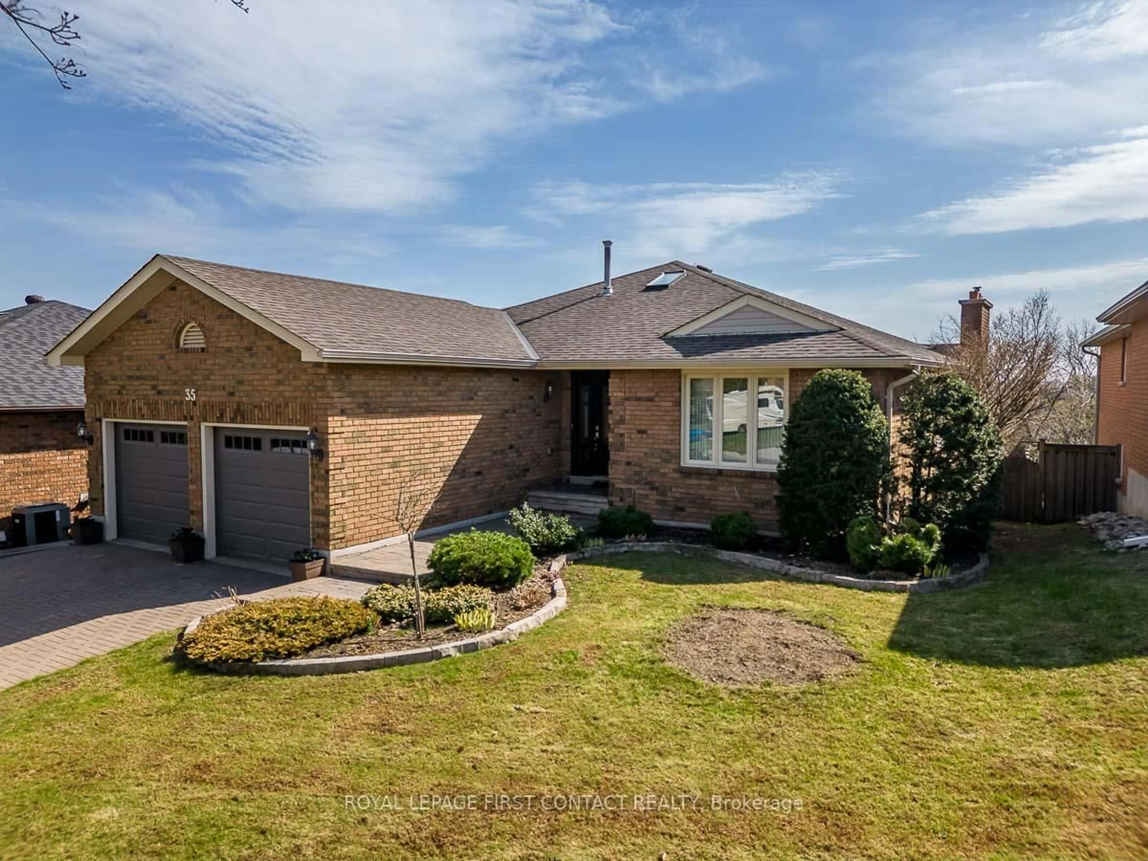Home with brick exterior material, street for 35 Gibbon Dr, Barrie Ontario L4N 6S9
