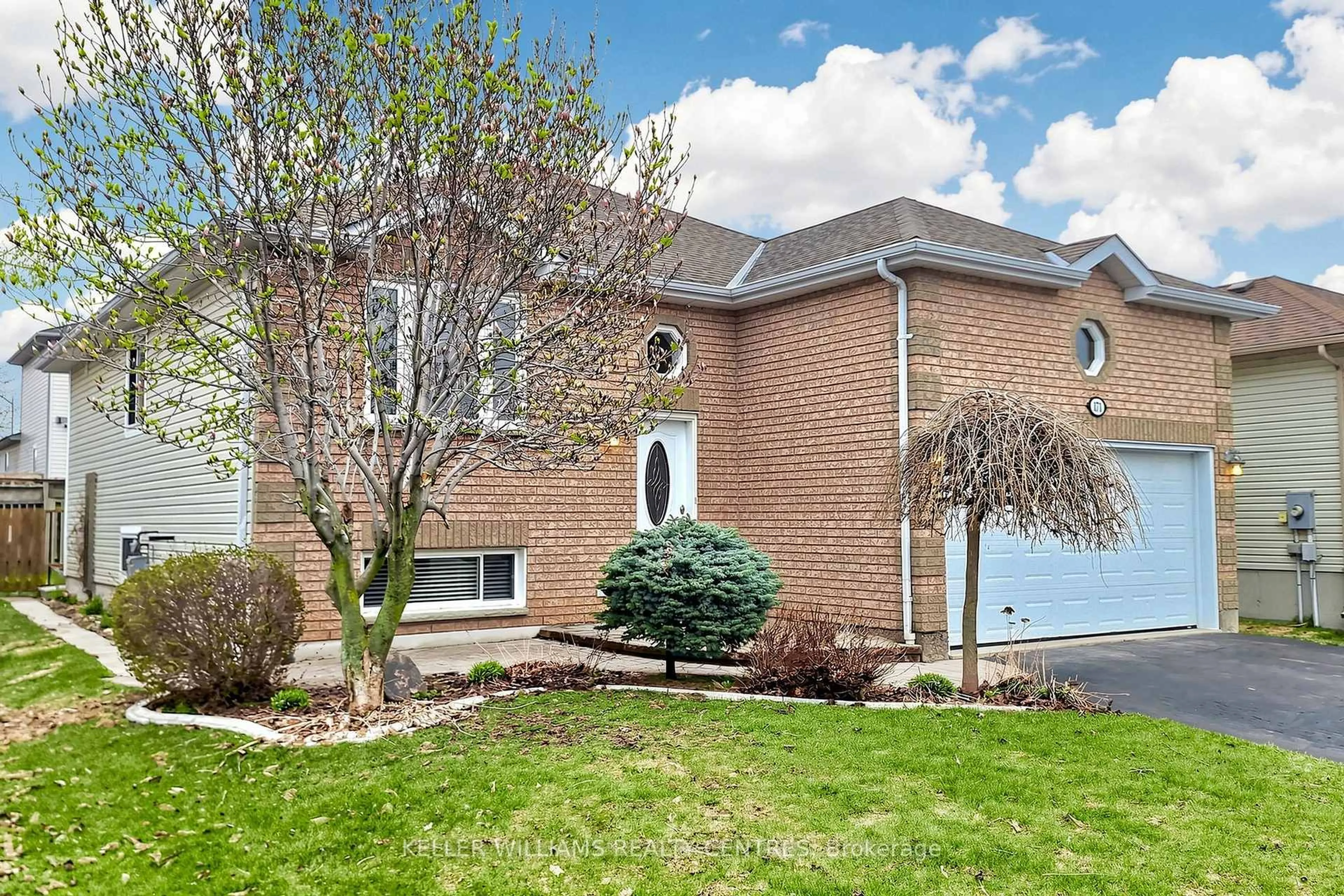 Home with brick exterior material, street for 171 Marsellus Dr, Barrie Ontario L4N 8V7