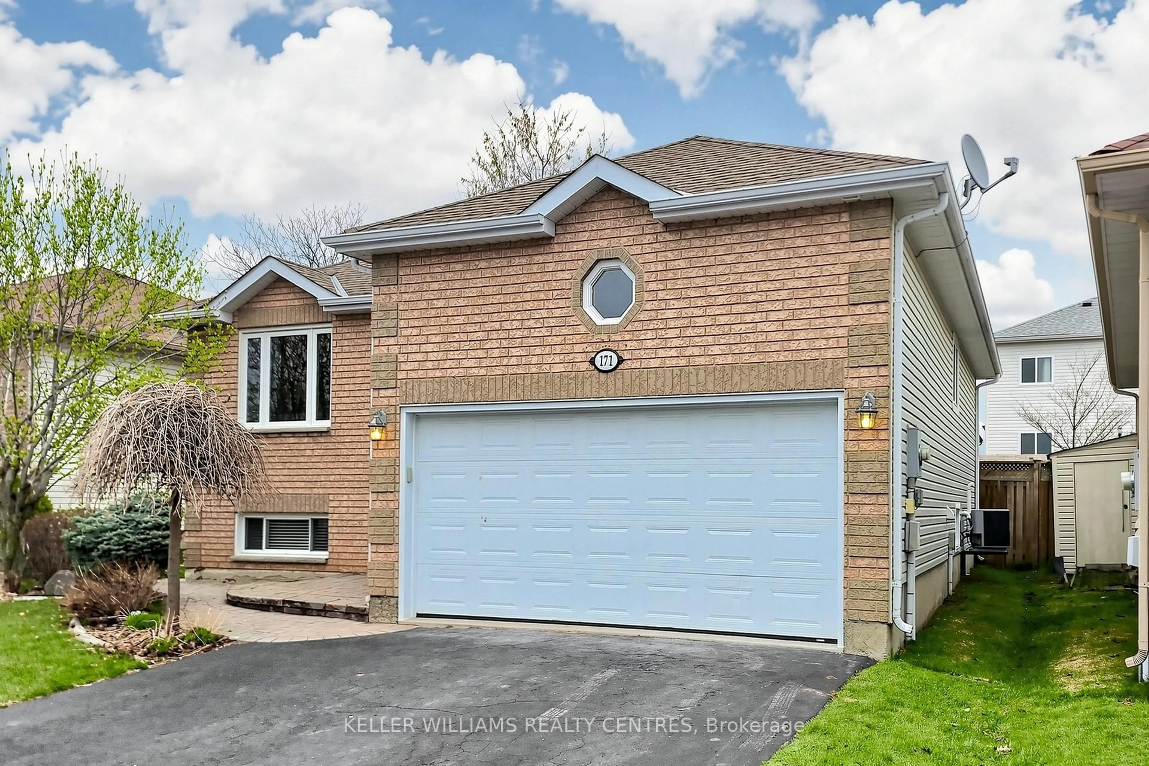 Home with brick exterior material, street for 171 Marsellus Dr, Barrie Ontario L4N 8V7