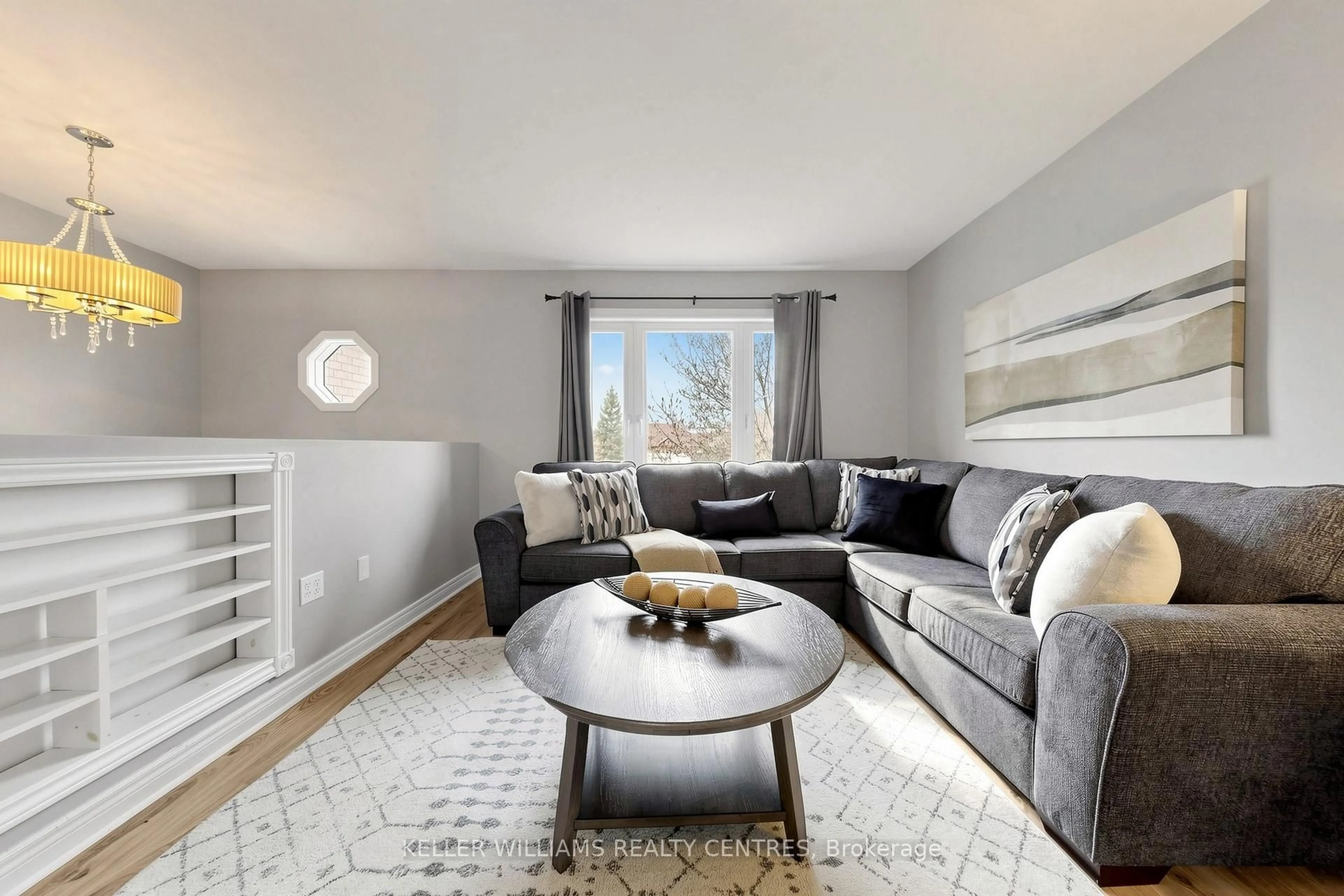 Living room with furniture, unknown for 171 Marsellus Dr, Barrie Ontario L4N 8V7