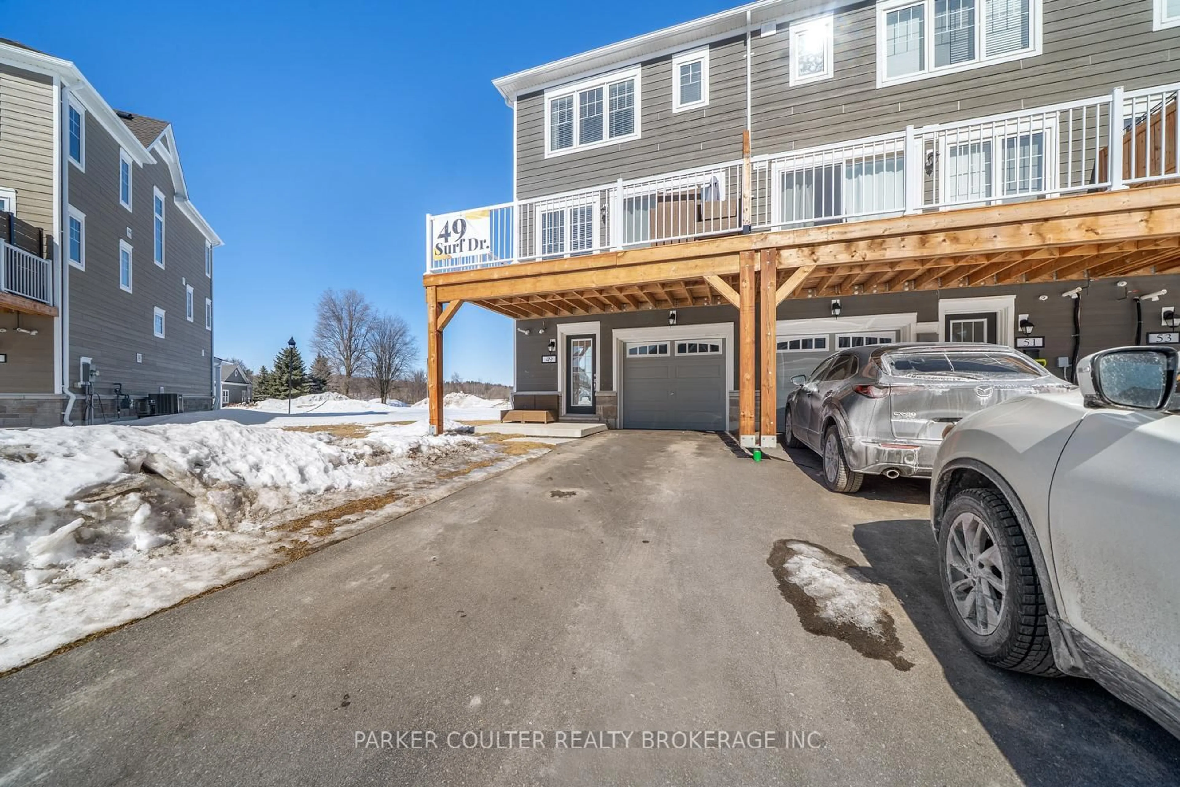 A pic from outside/outdoor area/front of a property/back of a property/a pic from drone, unknown for 49 Surf Dr, Wasaga Beach Ontario L9Z 0J4