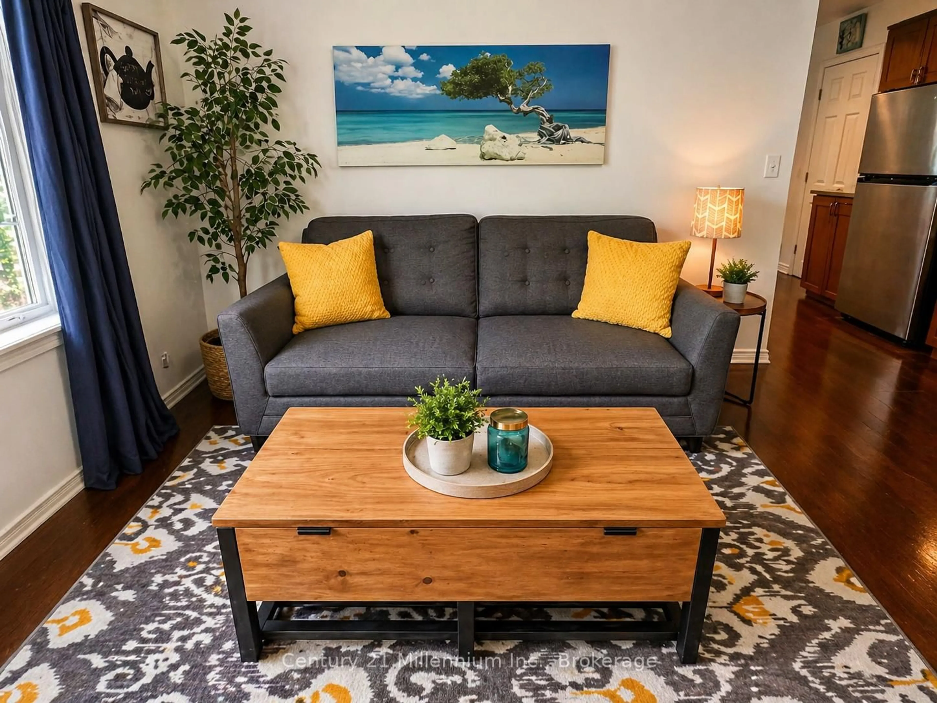 Living room with furniture, unknown for 457 Mosley St, Wasaga Beach Ontario L9Z 2J4