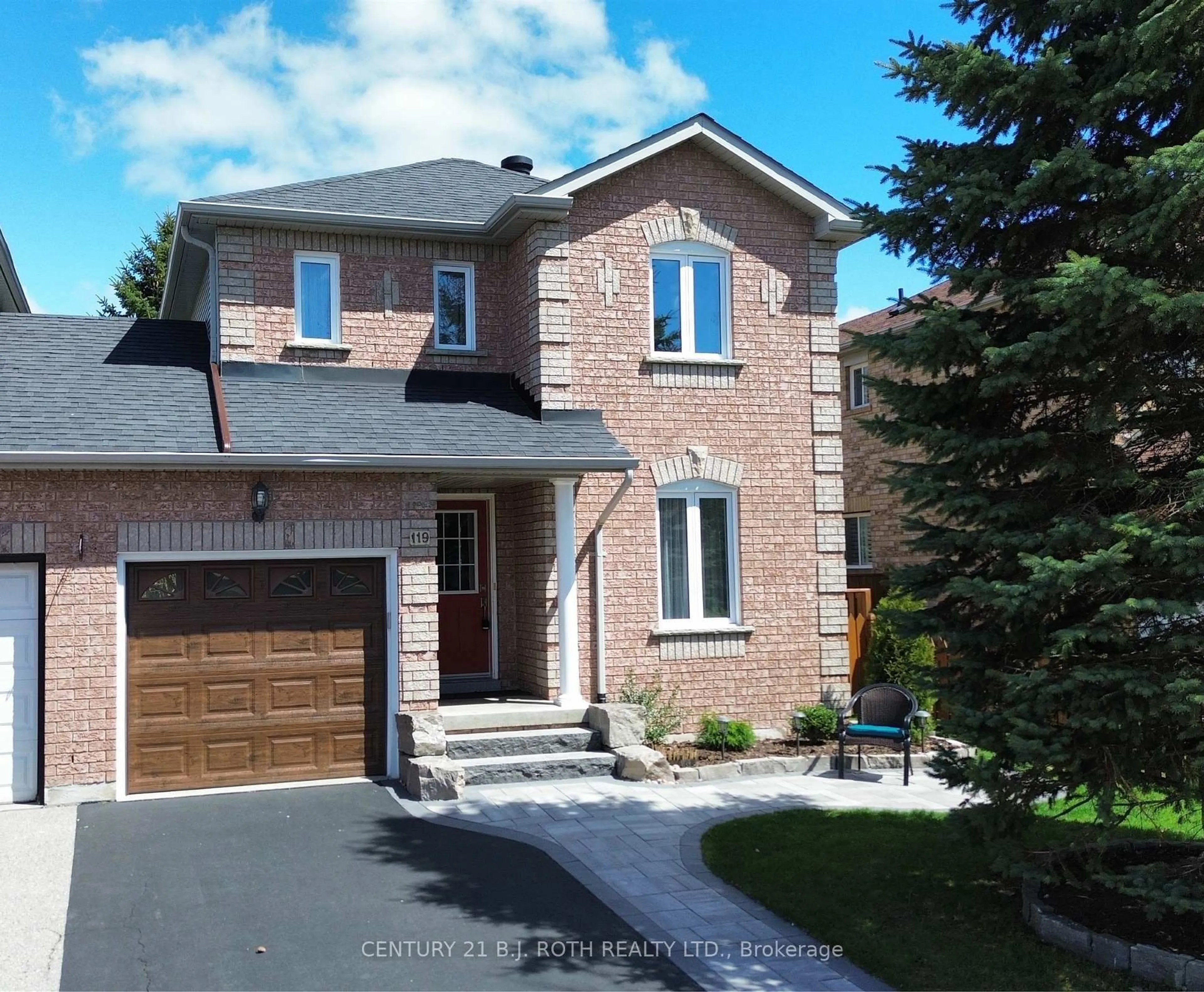 Home with brick exterior material, street for 119 Holly Meadow Rd, Barrie Ontario L4N 9Z6