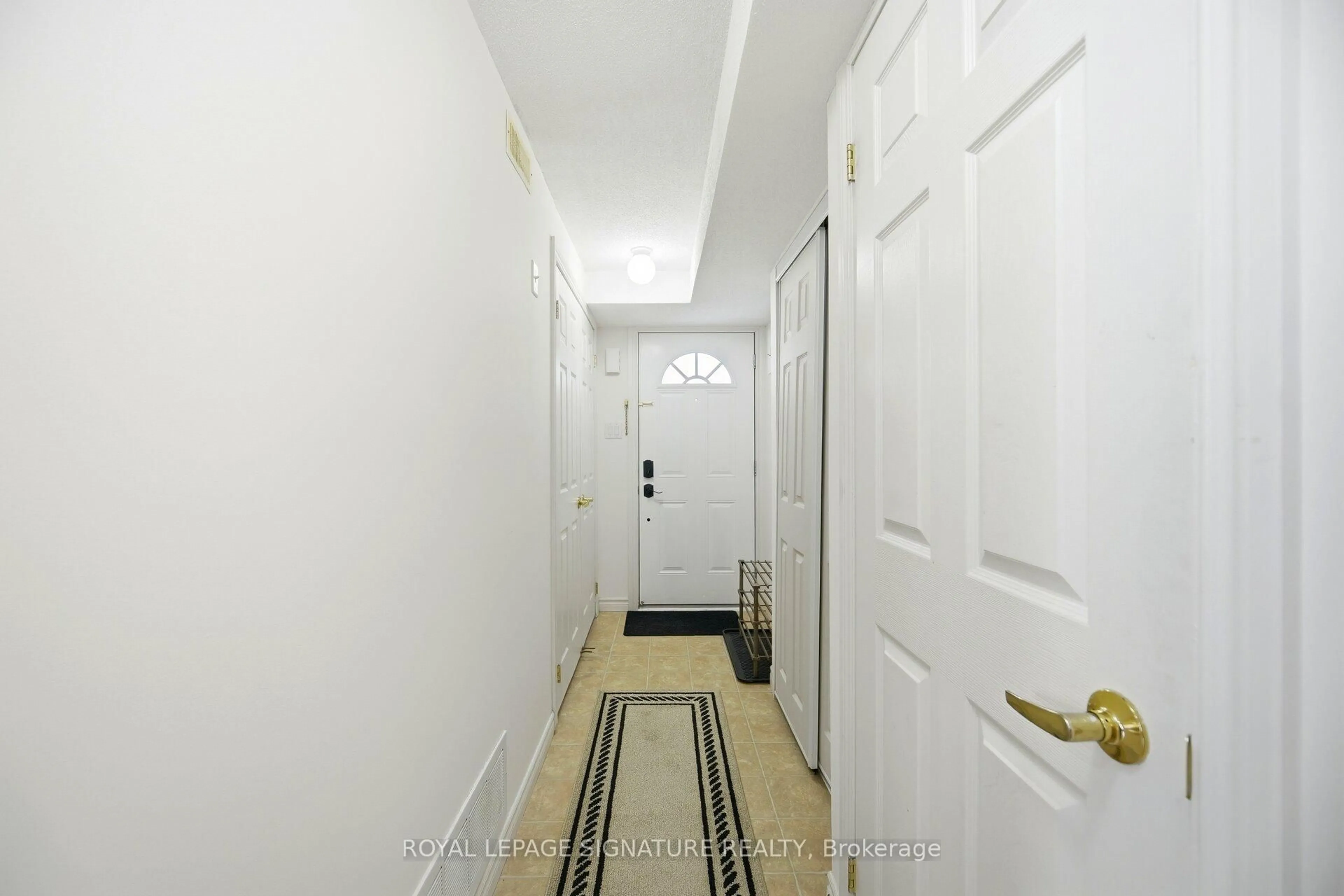 Unknown for 89 Goodwin Dr #5, Barrie Ontario L4N 6K4