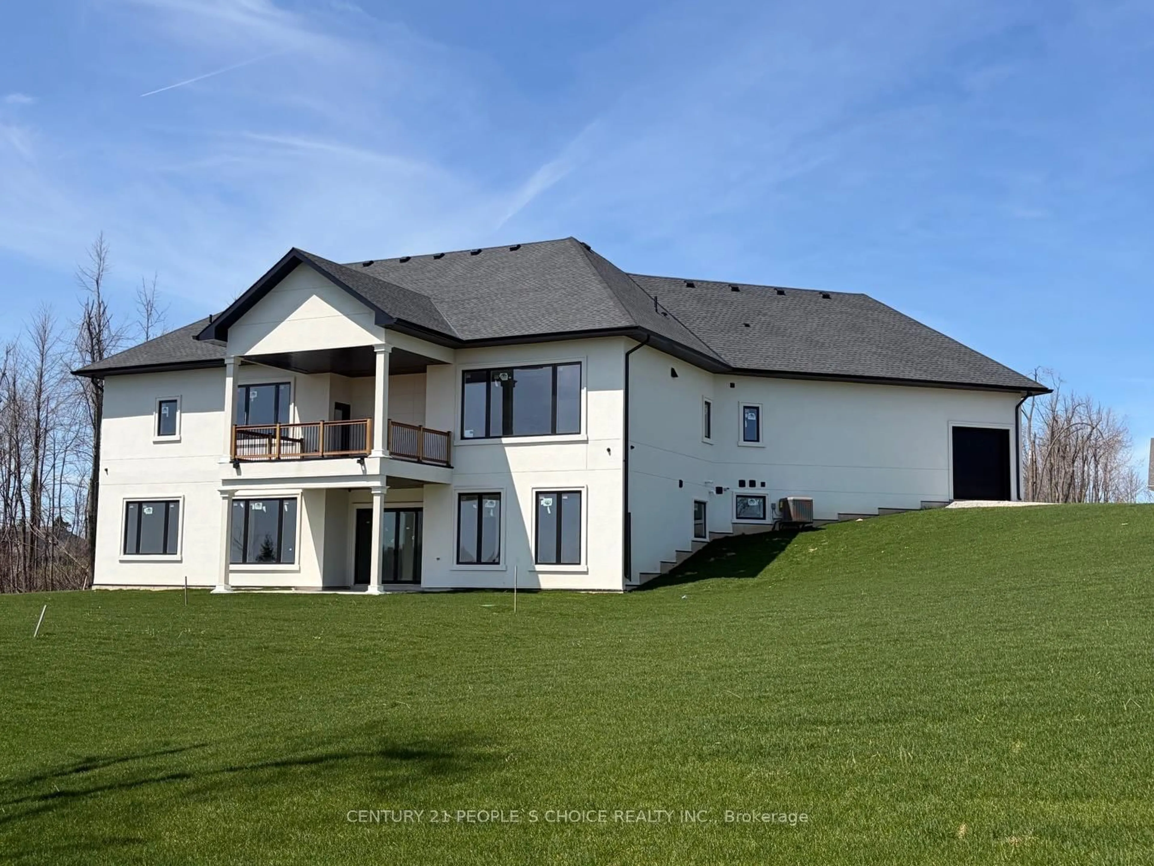 A pic from outside/outdoor area/front of a property/back of a property/a pic from drone, building for 11 Caldwell Dr, Oro-Medonte Ontario L0L 2L0