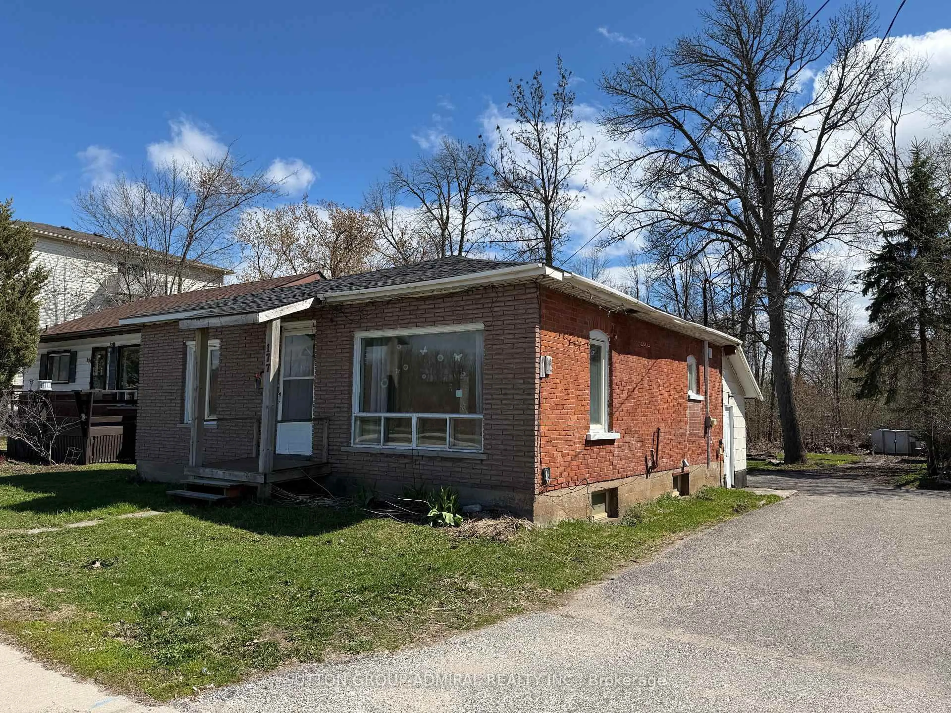 Home with brick exterior material, unknown for 177 Atherley Rd, Orillia Ontario L3V 1N5