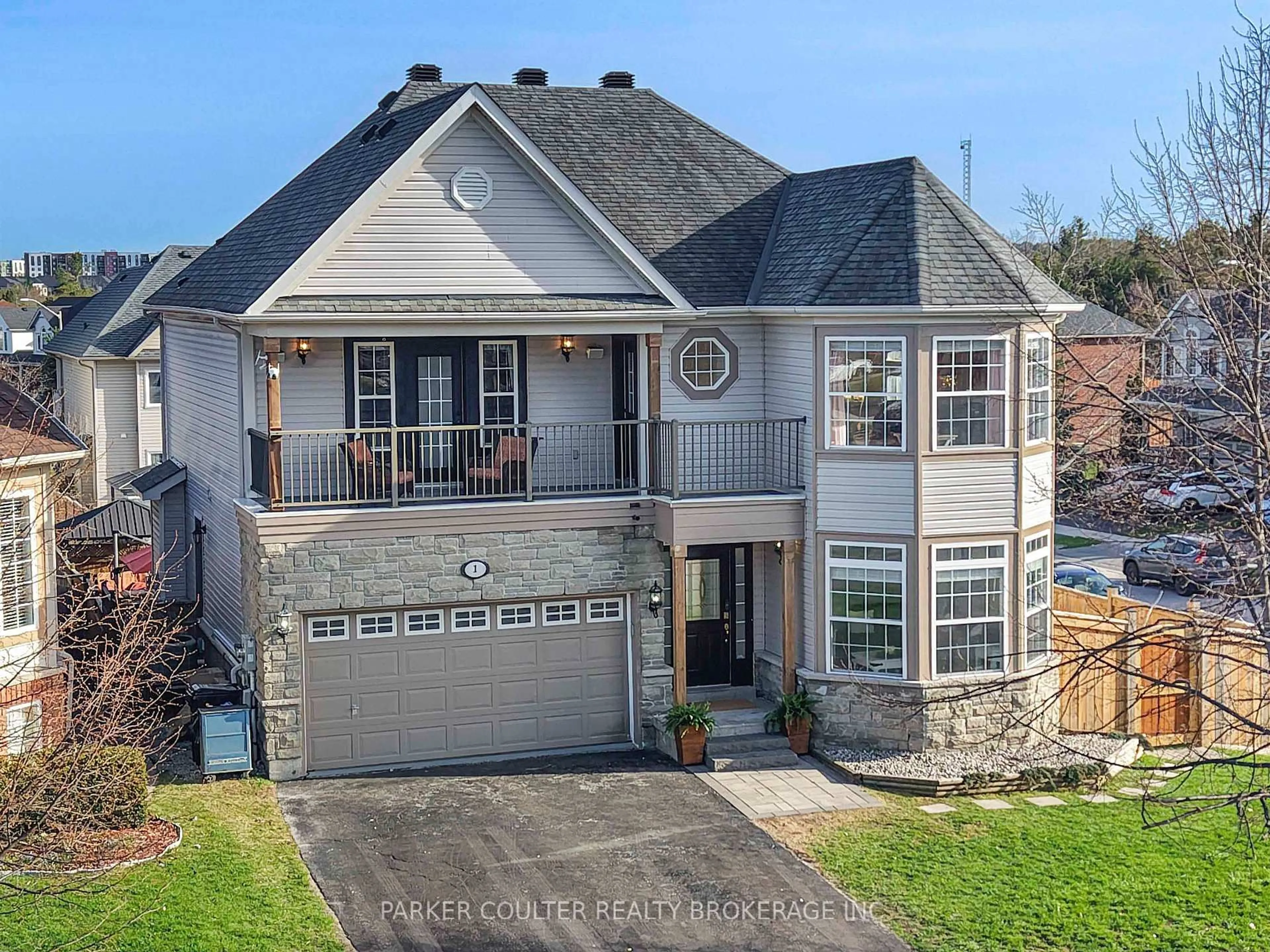 A pic from outside/outdoor area/front of a property/back of a property/a pic from drone, unknown for 1 Windsor Cres, Barrie Ontario L4N 0K2