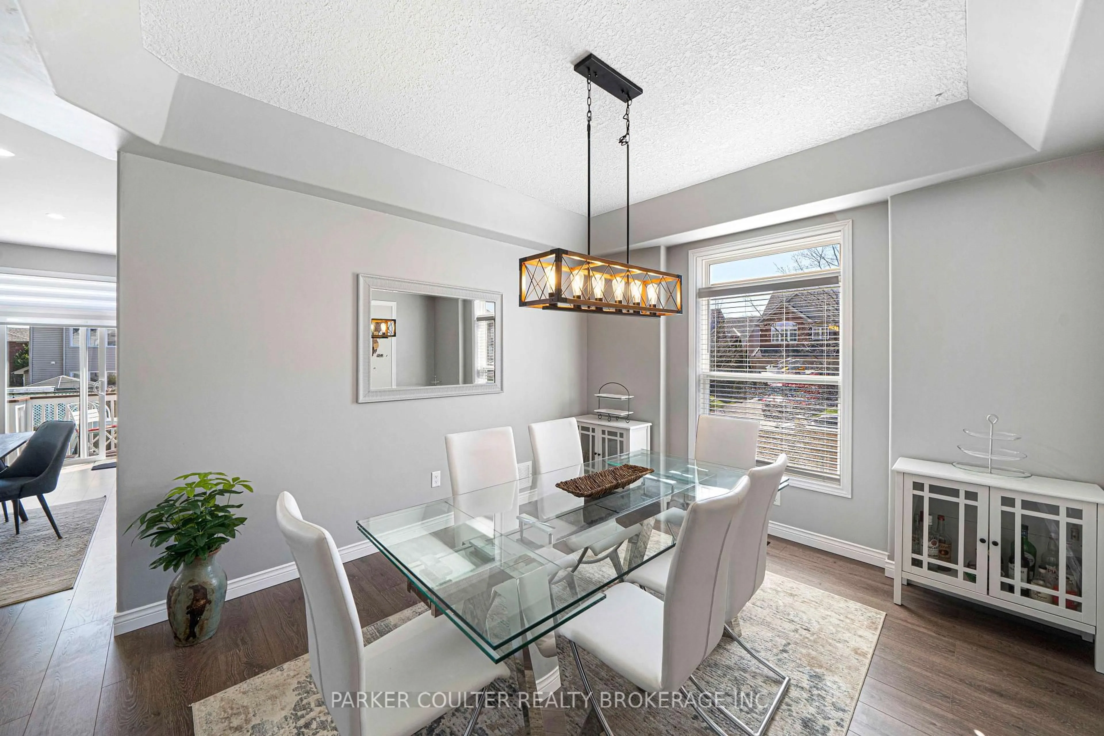 Dining room, unknown for 1 Windsor Cres, Barrie Ontario L4N 0K2