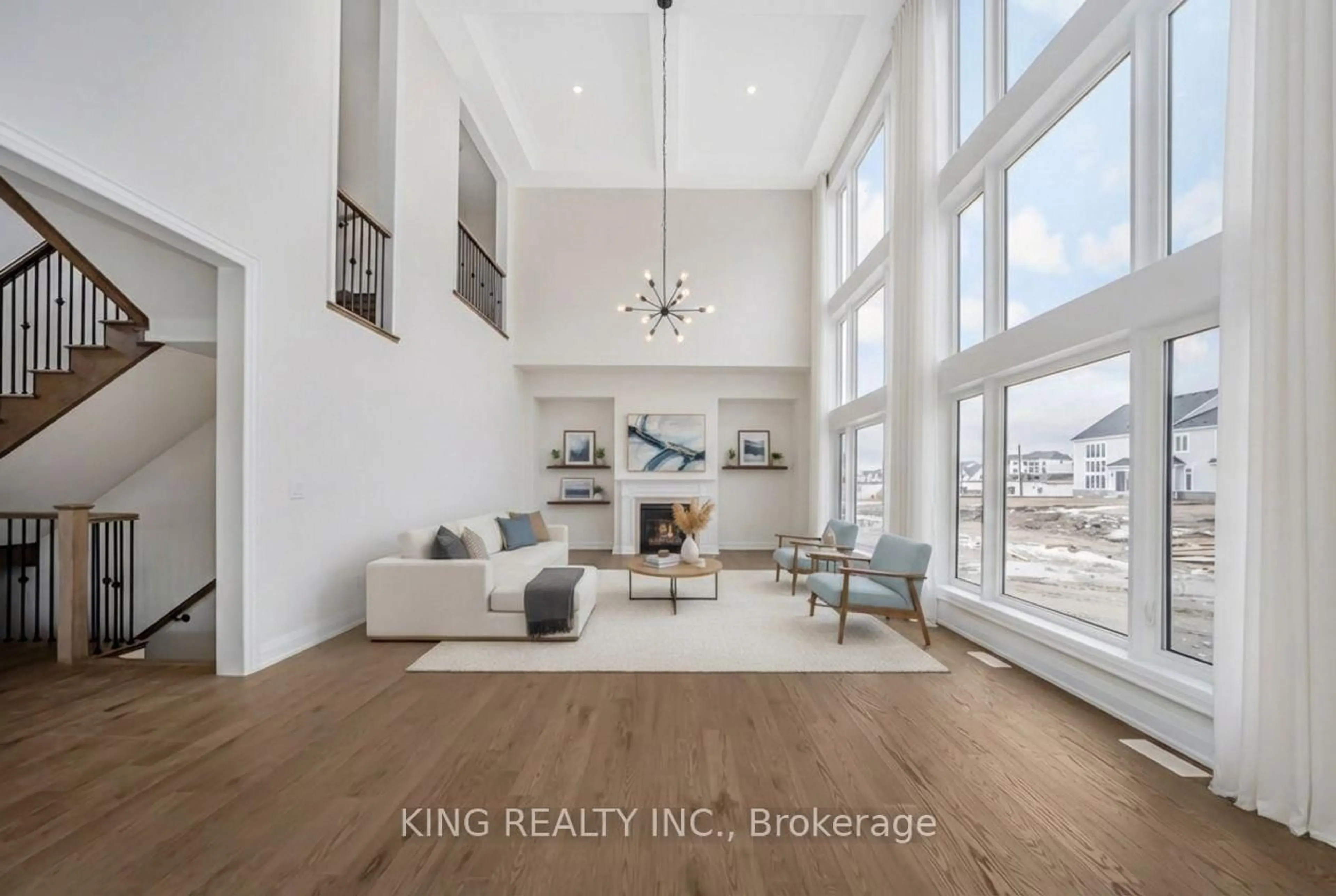 Indoor entryway for 22 Aldwinckle Ave, Oro-Medonte Ontario L0L 2L0