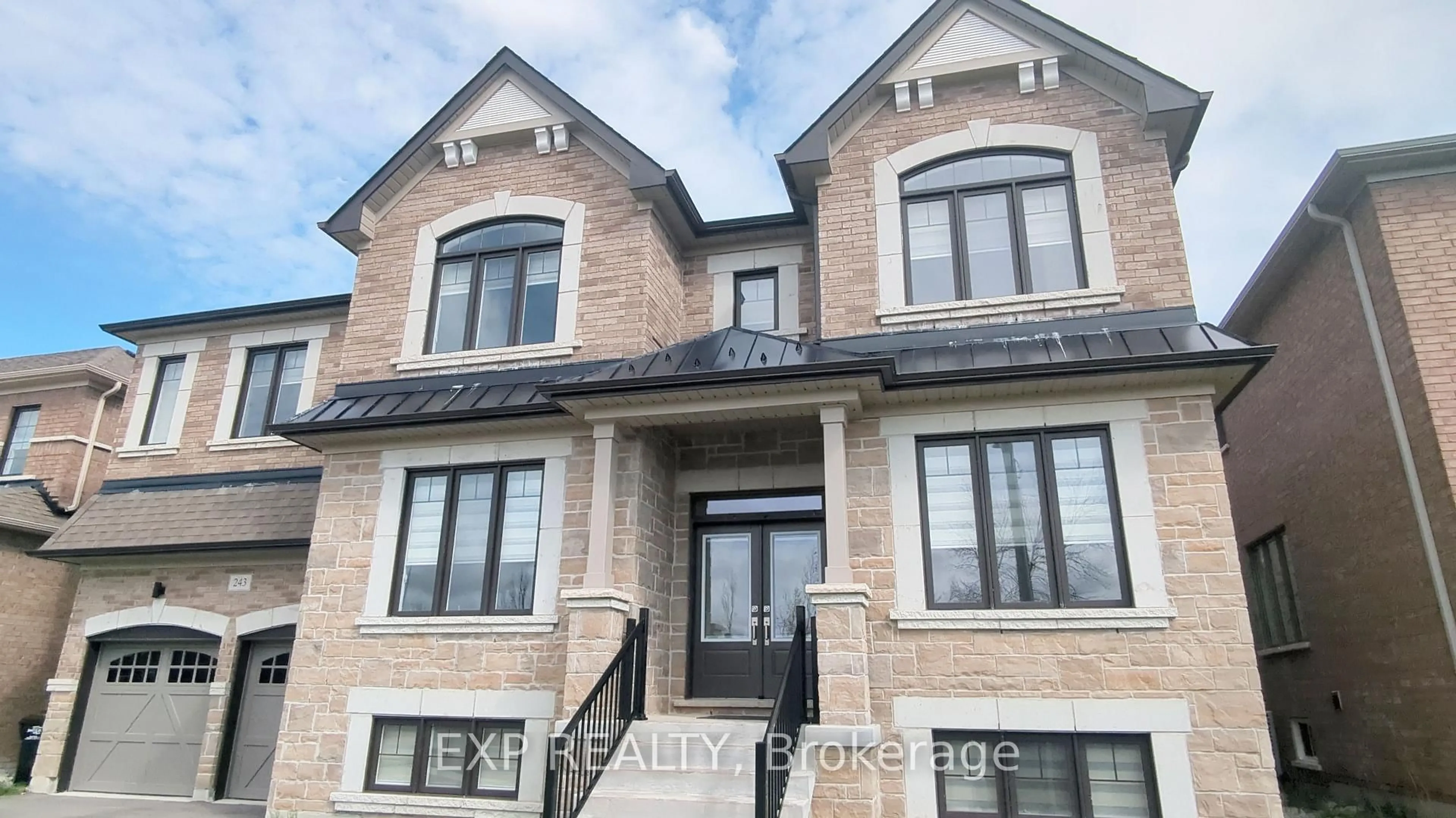 Home with brick exterior material, building for 243 CENTRE St, Clearview Ontario L0M 1S0