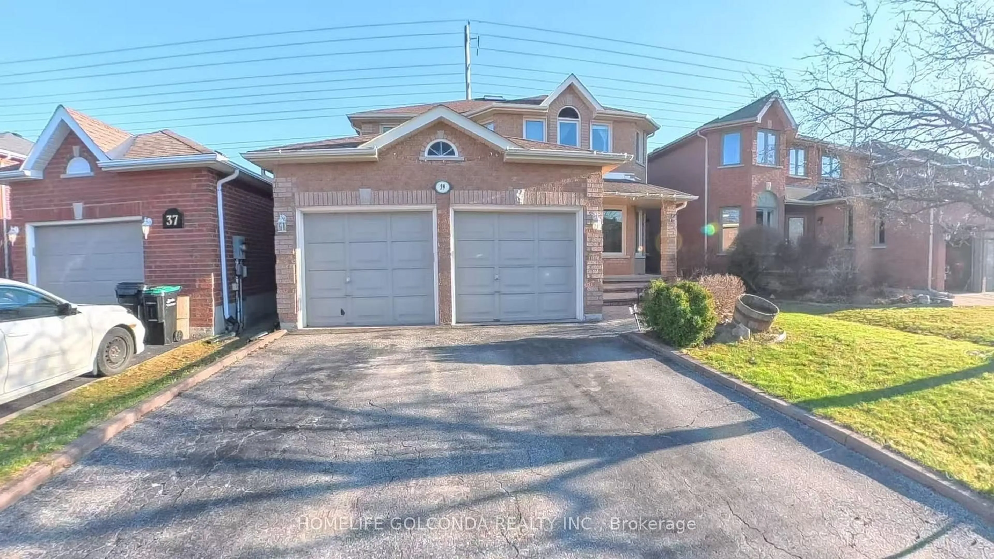 Home with brick exterior material, street for 39 Etherington Cres, Barrie Ontario L4N 7T2