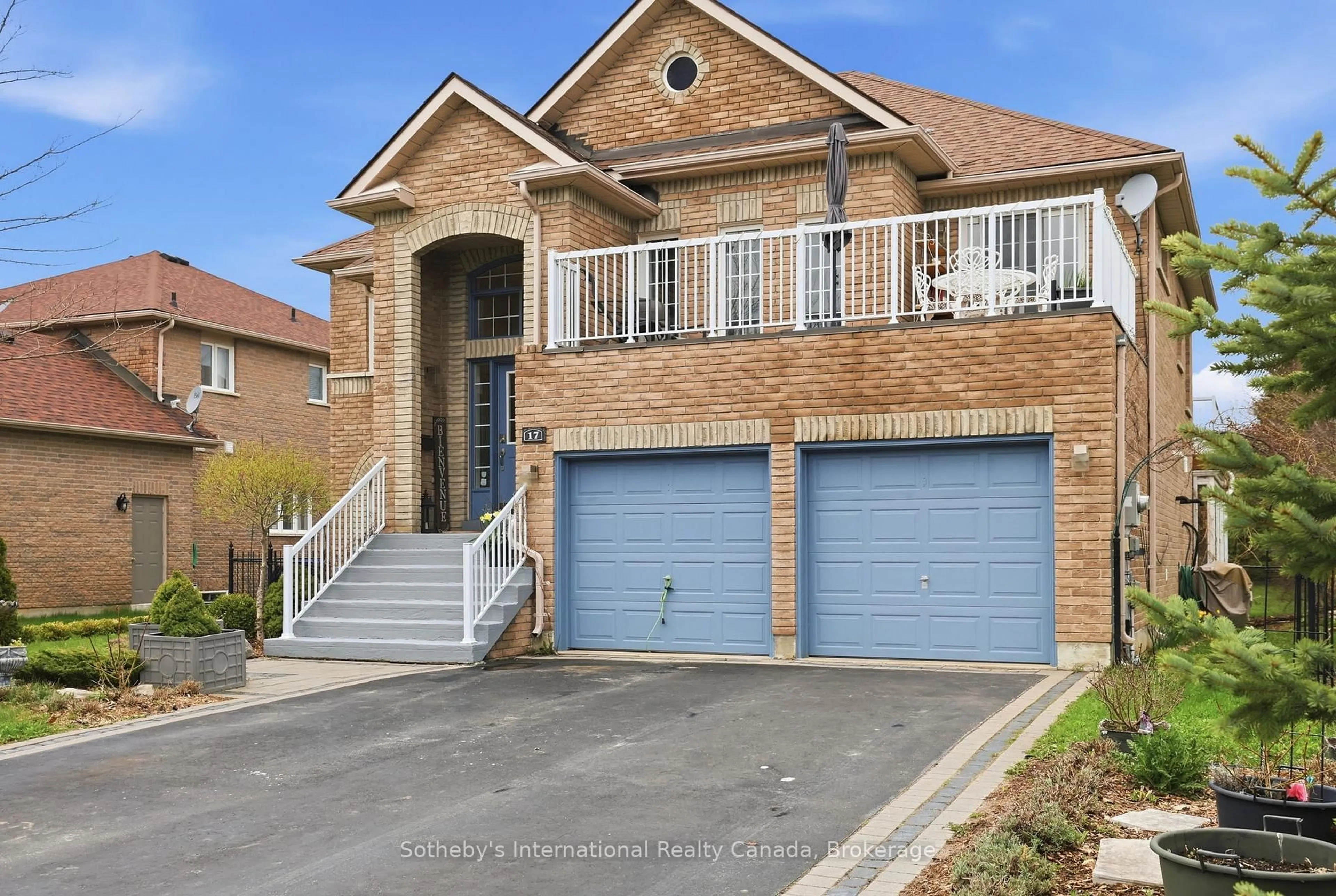 Home with brick exterior material, street for 17 Mair Mills Dr, Collingwood Ontario L9Y 0A7
