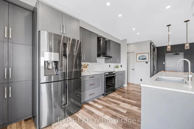 65 Ellen St #1502, Barrie 5