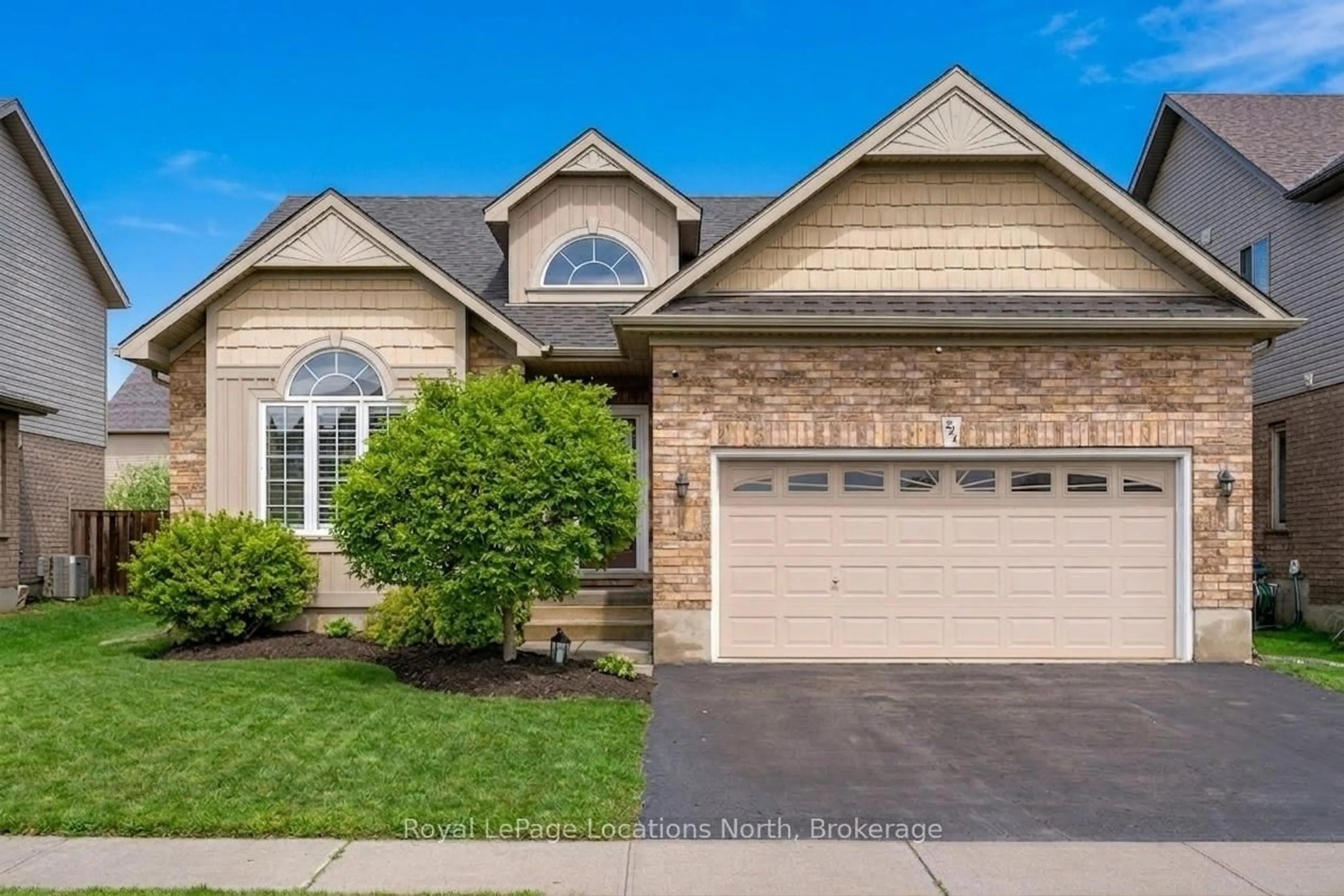 Home with brick exterior material, street for 341 Holden St, Collingwood Ontario L9Y 0E2