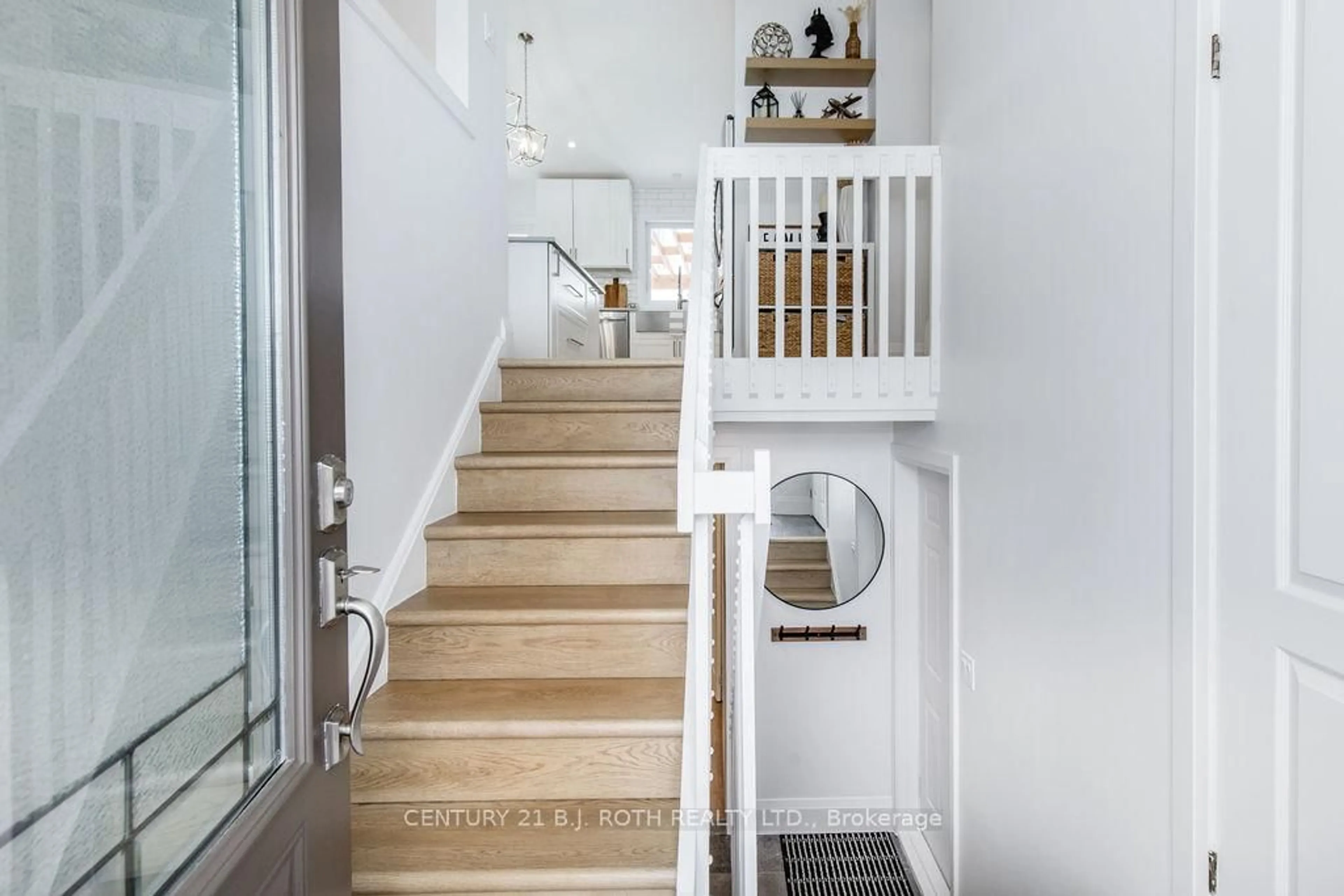 Stairs for 15 Sugarbush Rd, Oro-Medonte Ontario L0K 1E0
