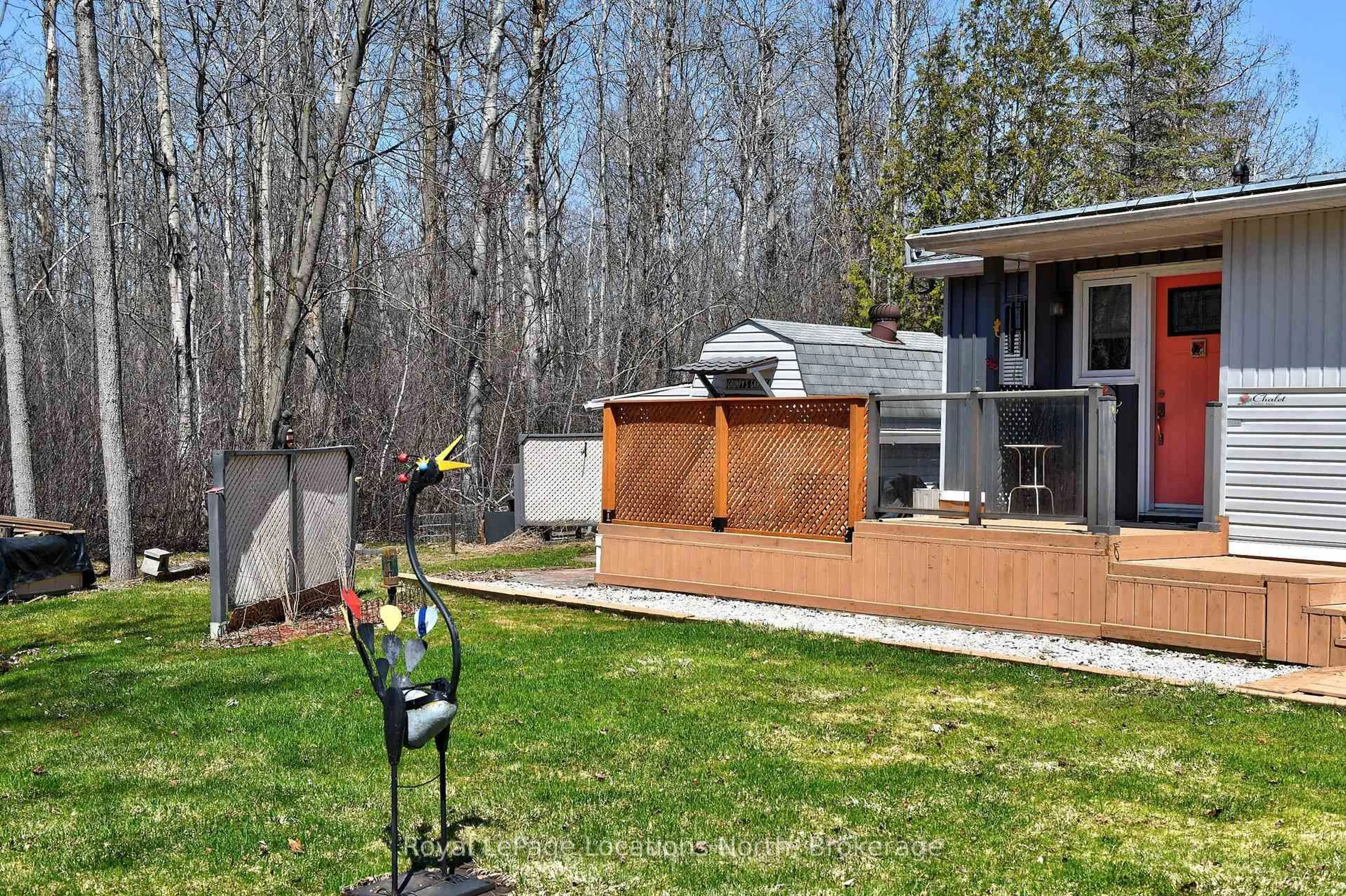 Patio, unknown for 18 Prince Charles Ave, Springwater Ontario L0L 1P0