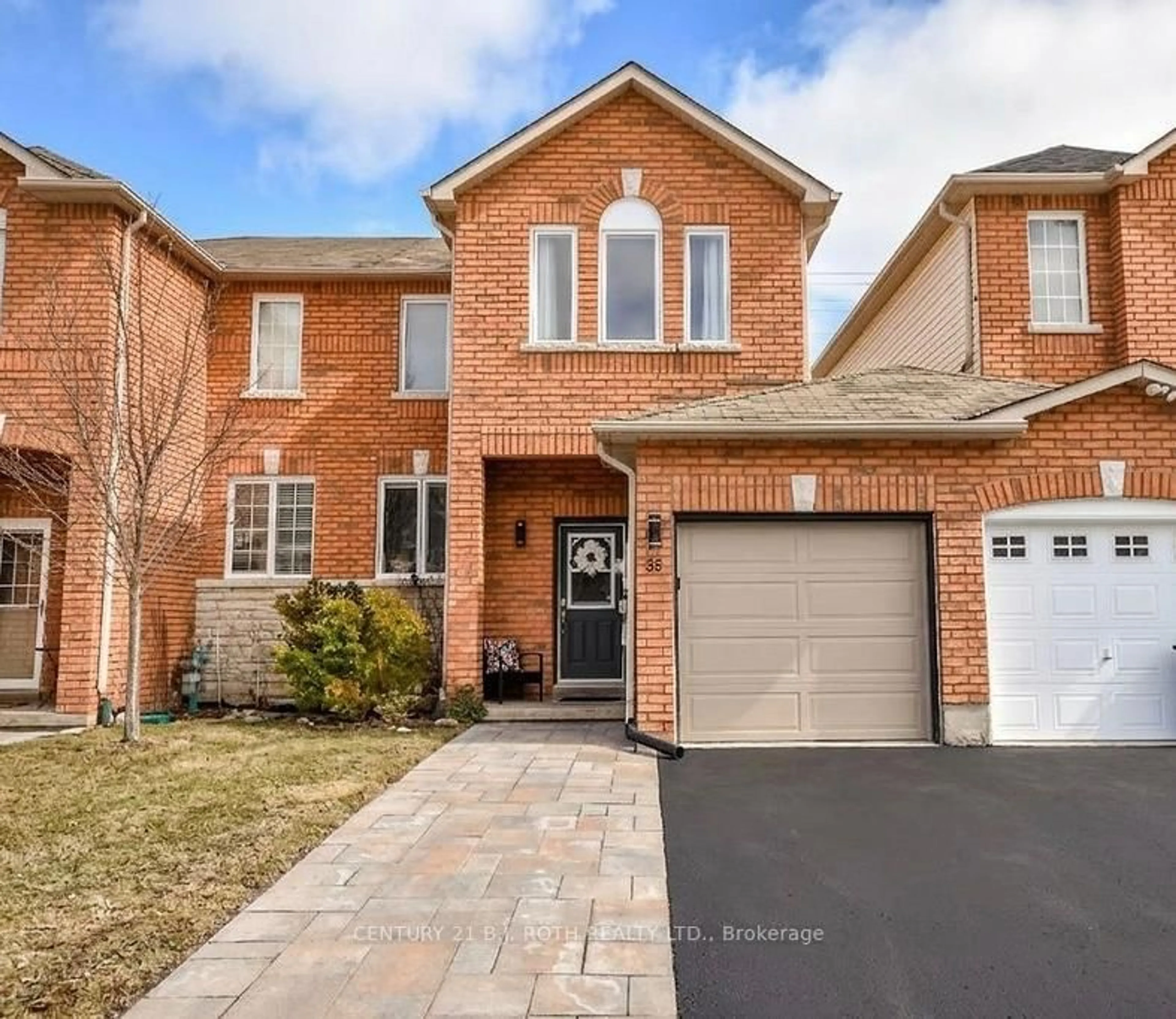 Home with brick exterior material, street for 35 HAWTHORNE Cres, Barrie Ontario L4N 9Y7