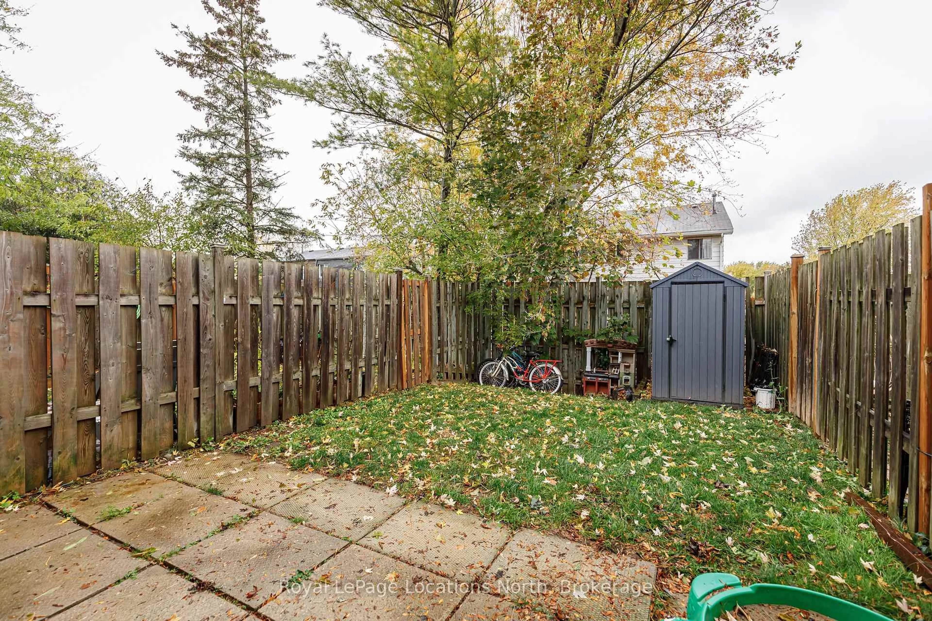 Patio, street for 590 Tenth St, Collingwood Ontario L9Y 4C1
