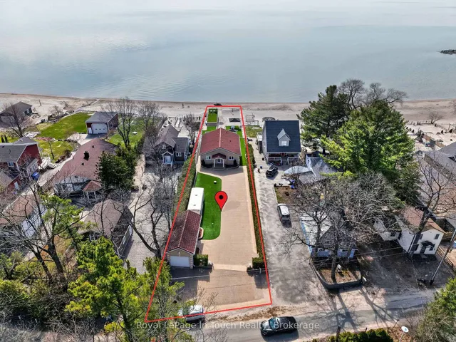 32 Tiny Beaches Rd, Tiny 3