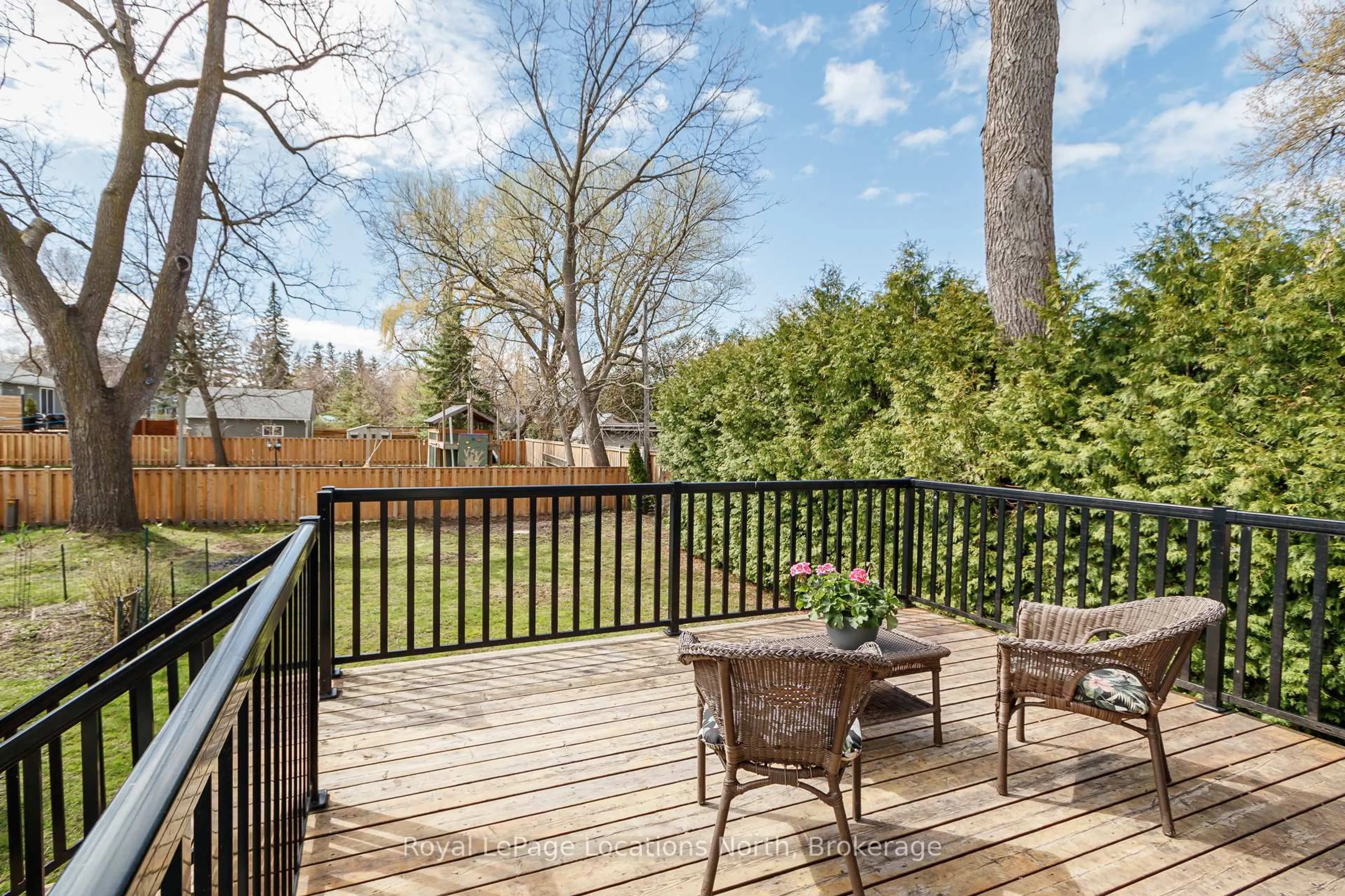 Patio, unknown for 258 FOURTH St, Collingwood Ontario L9Y 1S2