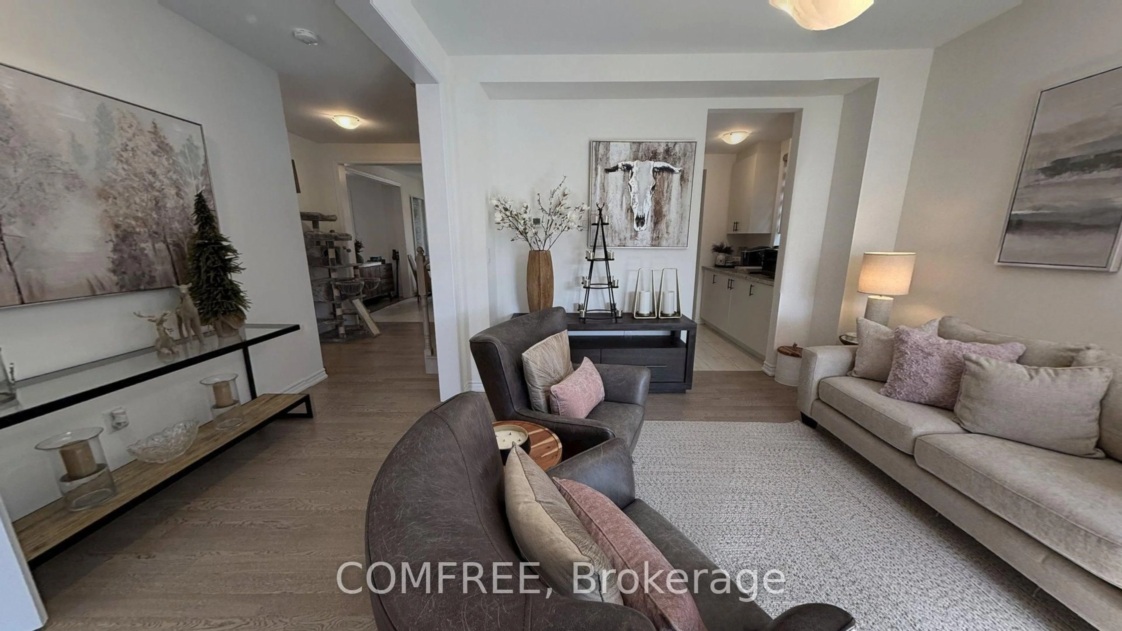 Living room with furniture, unknown for 45 Del Ray Cres, Wasaga Beach Ontario L9Z 0N8