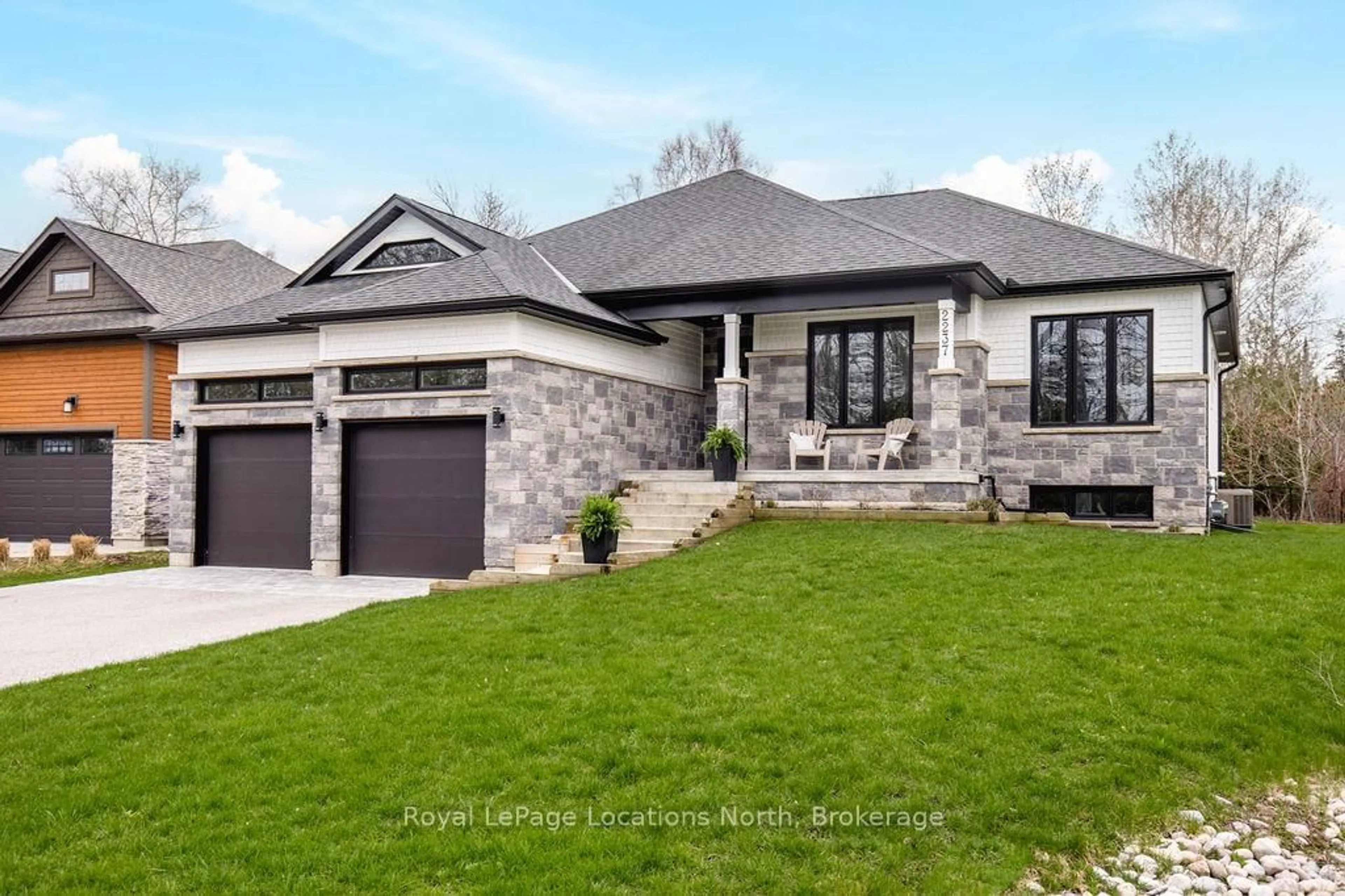 Home with brick exterior material, street for 2237 Shore Lane, Wasaga Beach Ontario L9Y 2X7