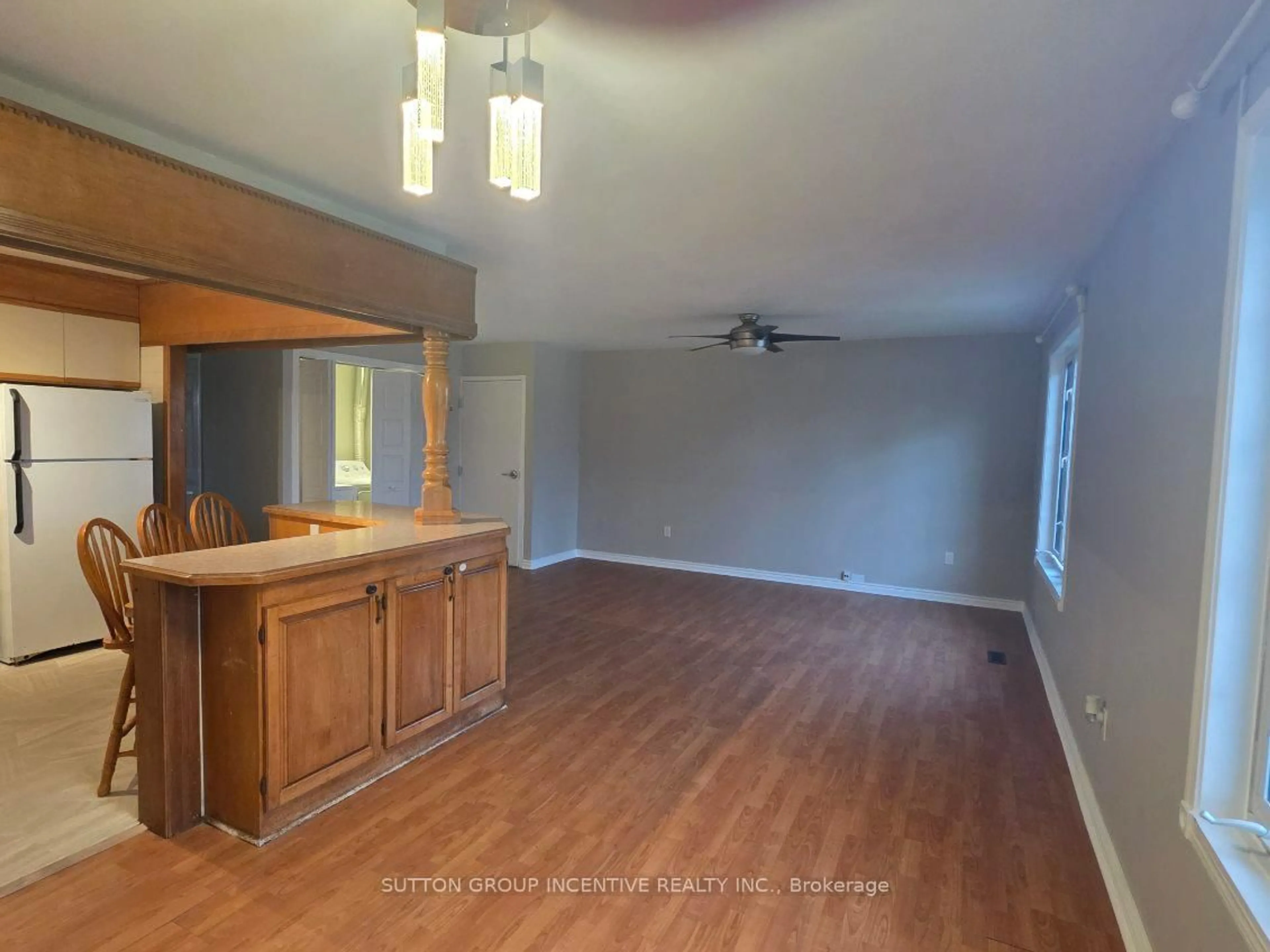 A pic of a room for 50 Farmingdale Cres, Barrie Ontario L4M 5E5